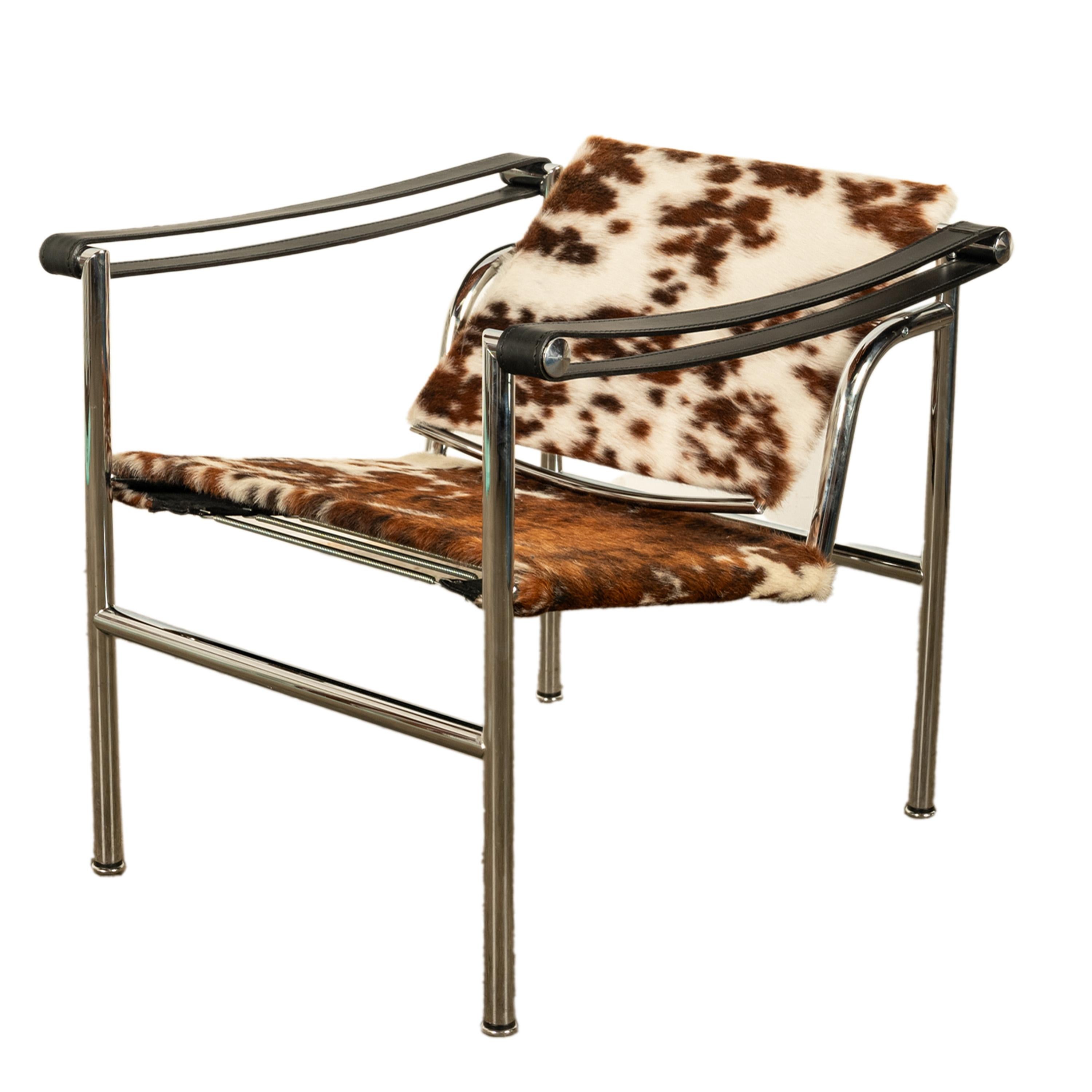 Italian LC1 Sling Bas­cu­lant Cow Hide Chair Le Corbusier Jeanneret & Perriand Cassina