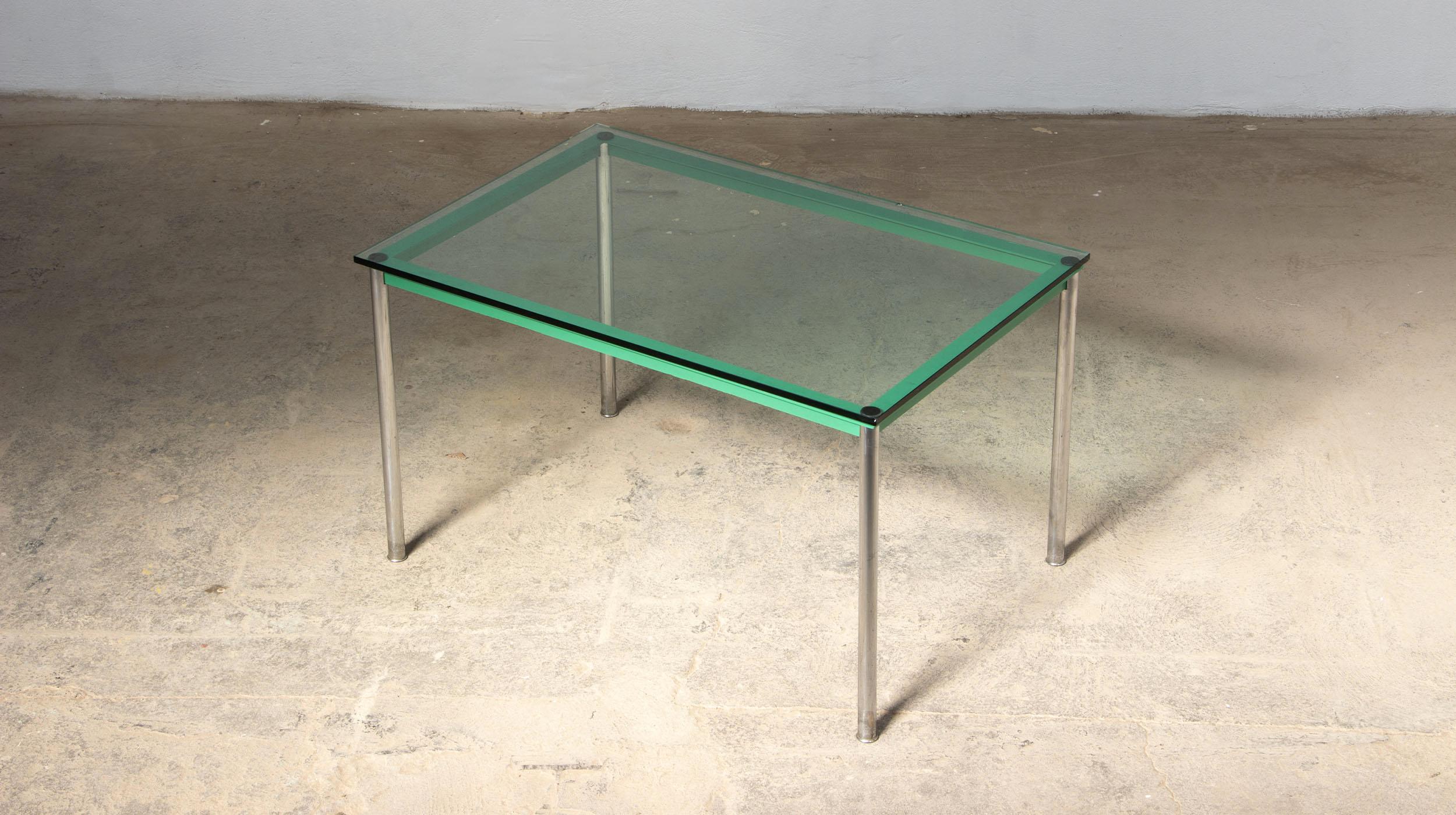 LC10 dining table by Charlotte Perriand, Le Corbusier for Cassina For Sale 1