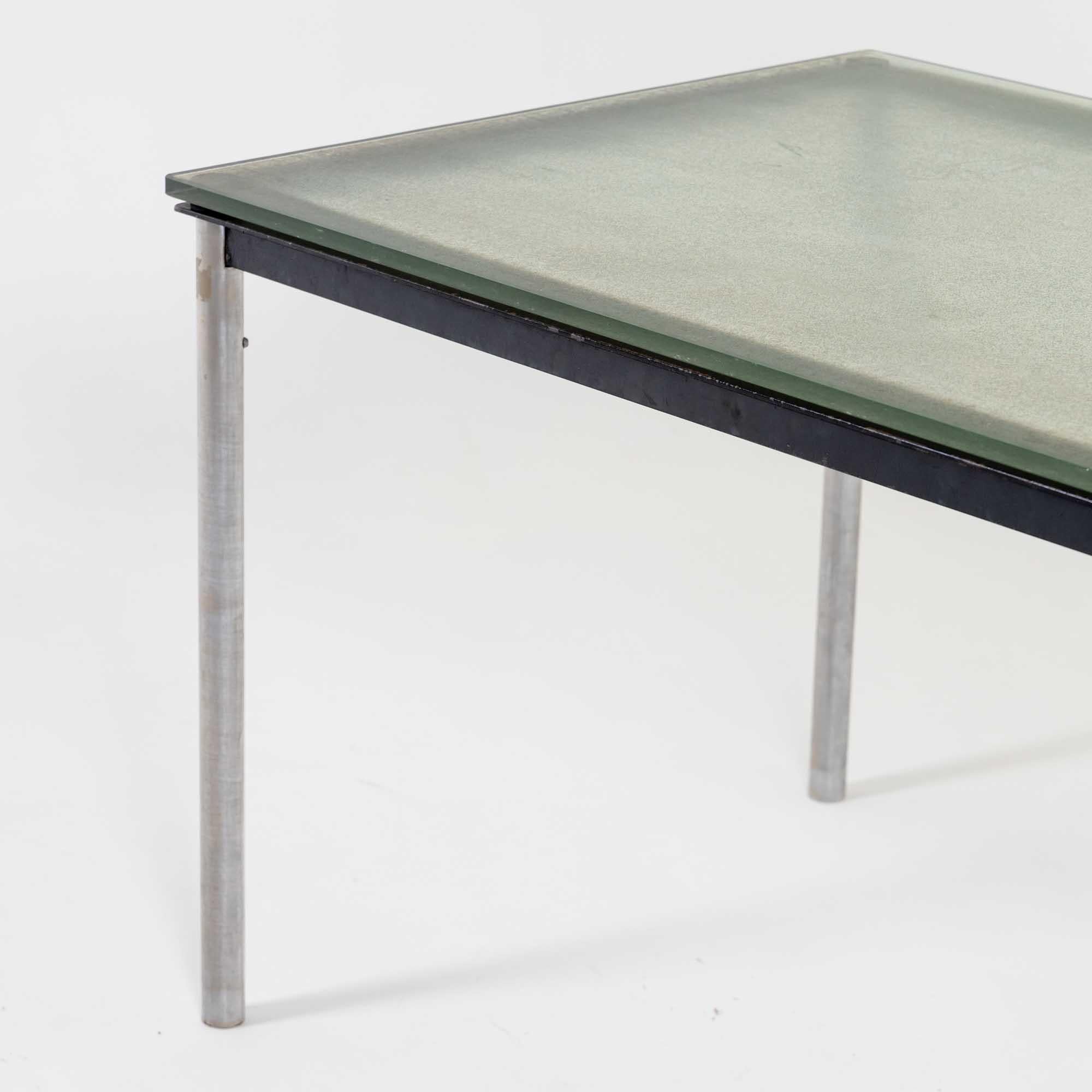 Modern LC10 Table by Le Corbusier for Cassina, Chromed-Legs & Glass Top, Late 20th C. For Sale