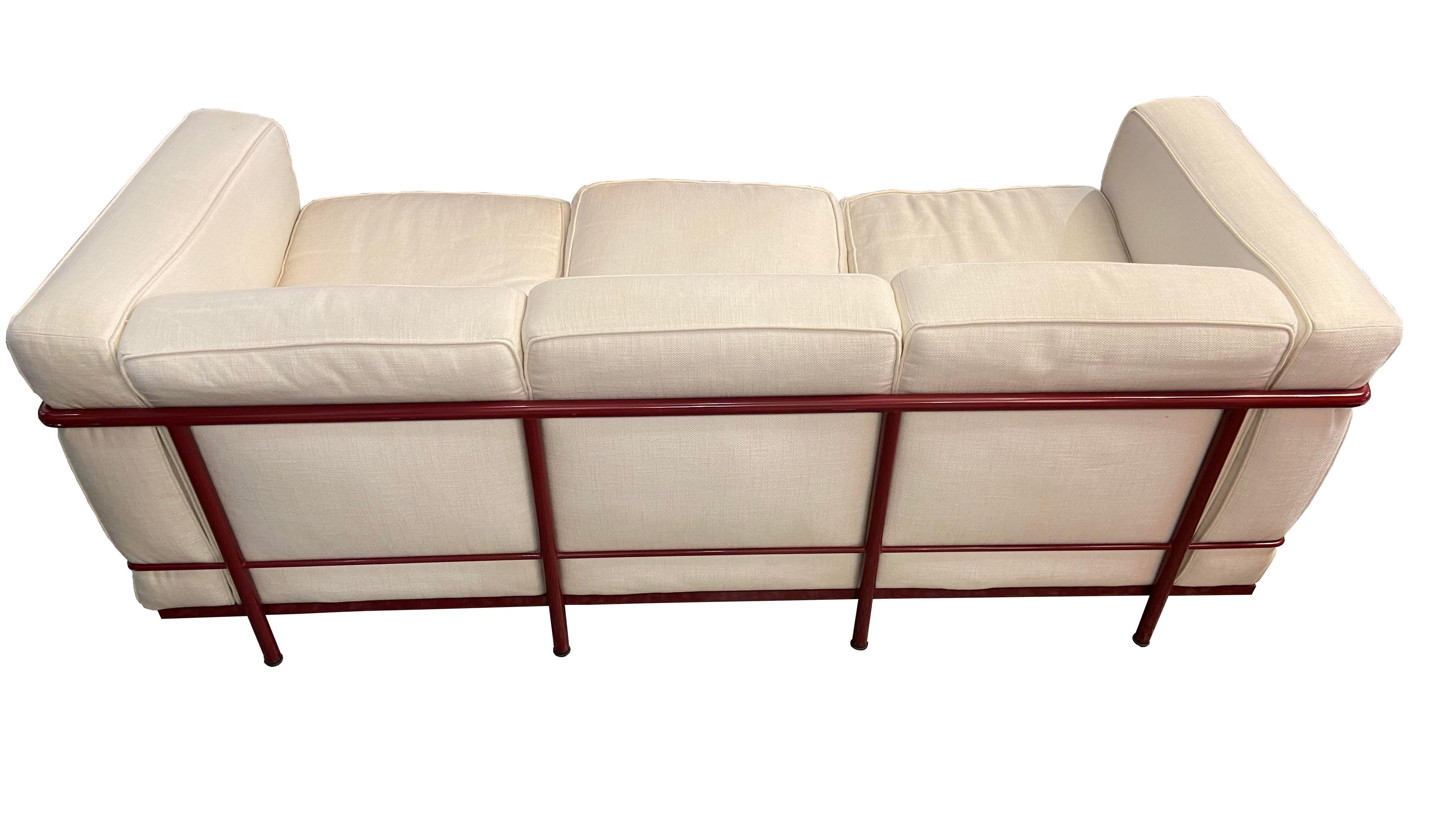 lc2 sofa