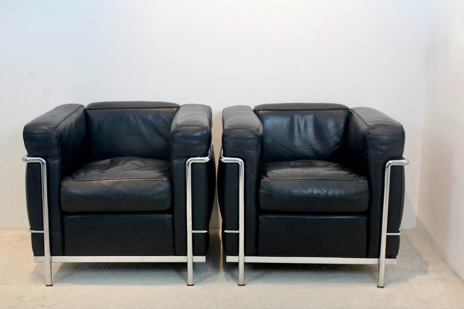 LC2 Armchairs in Leather by Le Corbusier, Pierre Jeanneret & Charlotte Perriand 1