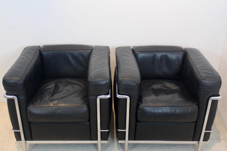 LC2 Armchairs in Soft Black Leather by Le Corbusier, Jeanneret & Perriand For Sale 5