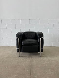 LC2 von Le Corbusier, Pierre Jeanneret und Charlotte Perriand für Cassina