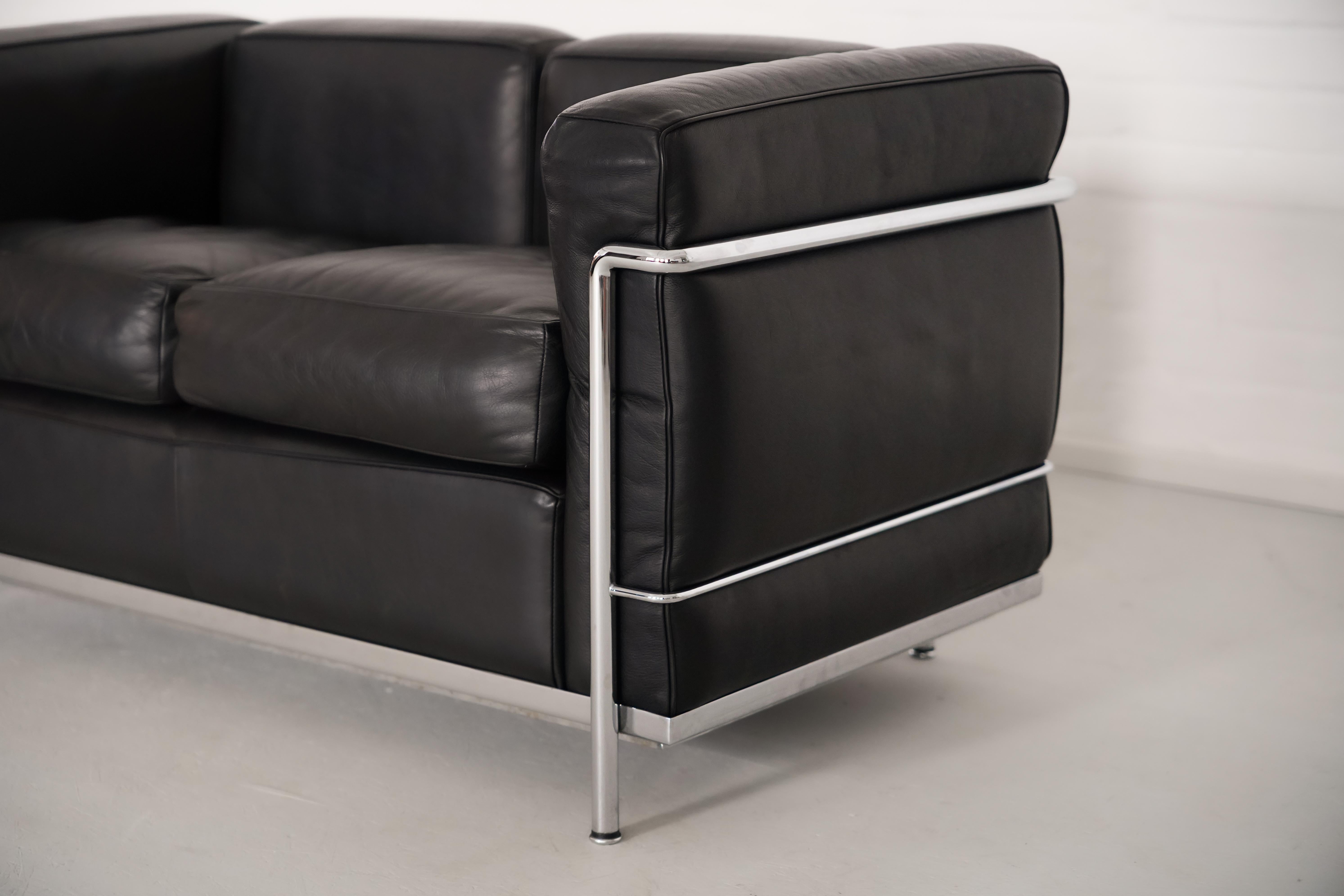 italien LC2 de Le Corbusier, Pierre Jeanneret et Charlotte Perriand pour Cassina en vente