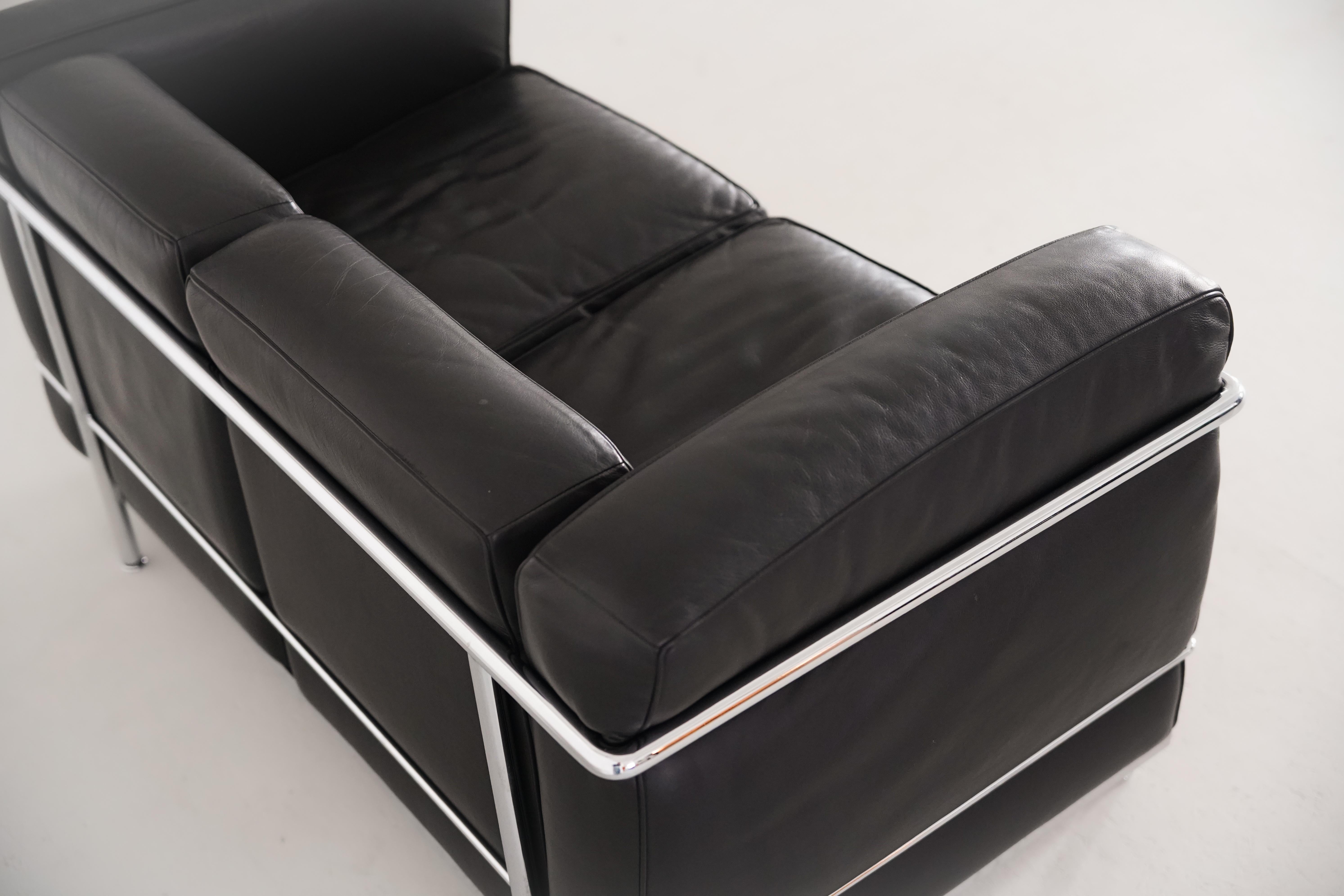 LC2 de Le Corbusier, Pierre Jeanneret et Charlotte Perriand pour Cassina en vente 1