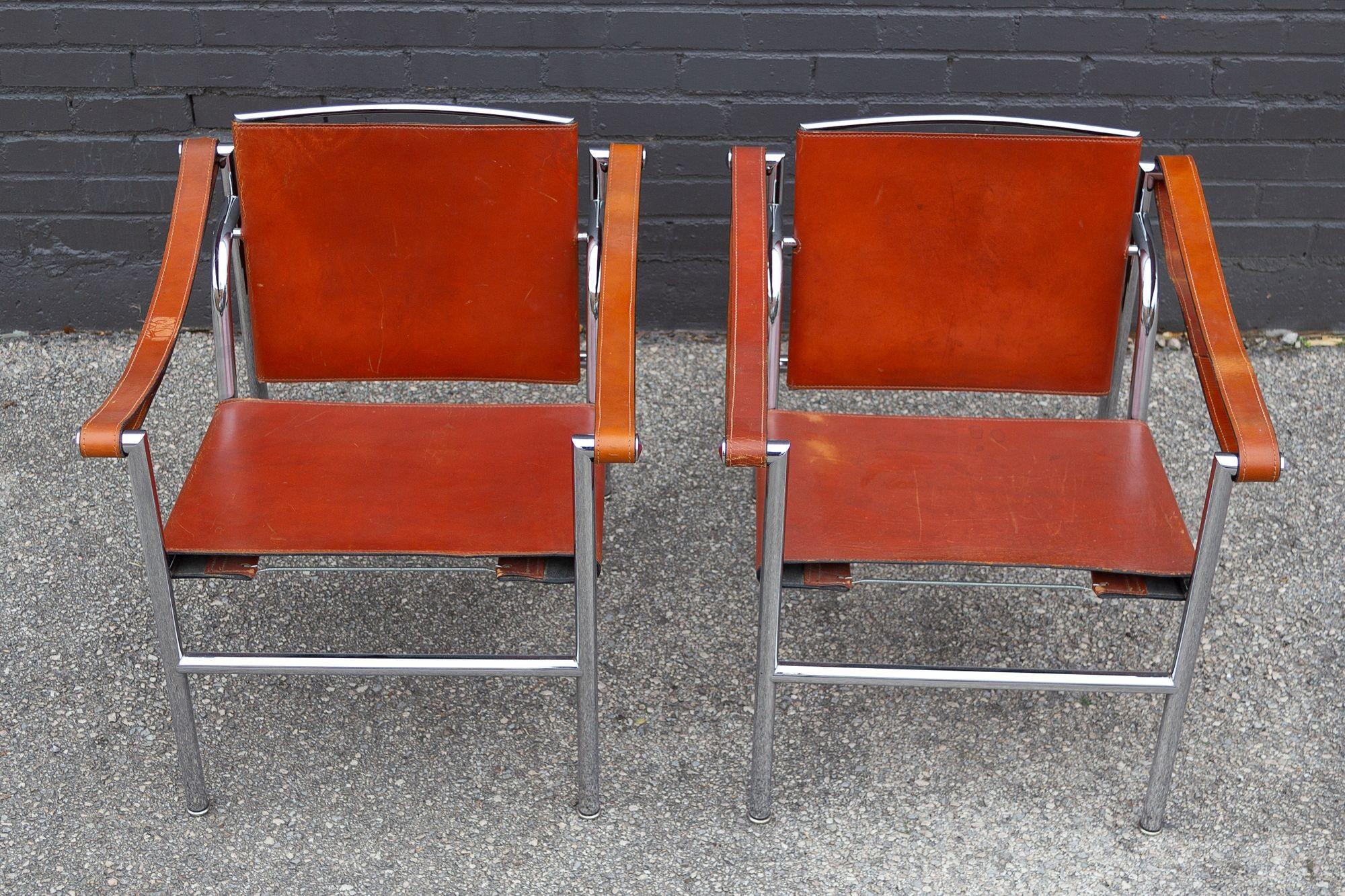 Mid-Century Modern LC2 chairs by Le Corbusier Pierre Jeanneret & Charlotte Perriand Vintage Cassina