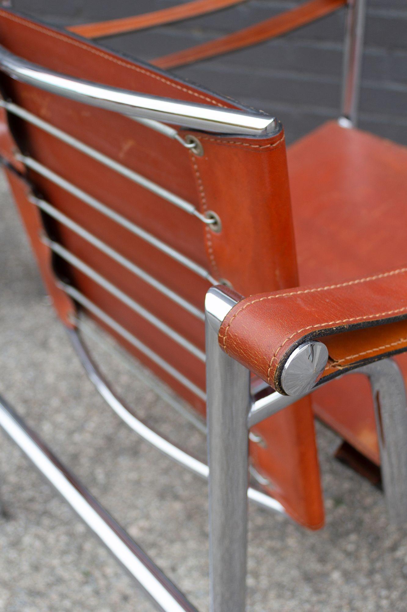 20th Century LC2 chairs by Le Corbusier Pierre Jeanneret & Charlotte Perriand Vintage Cassina