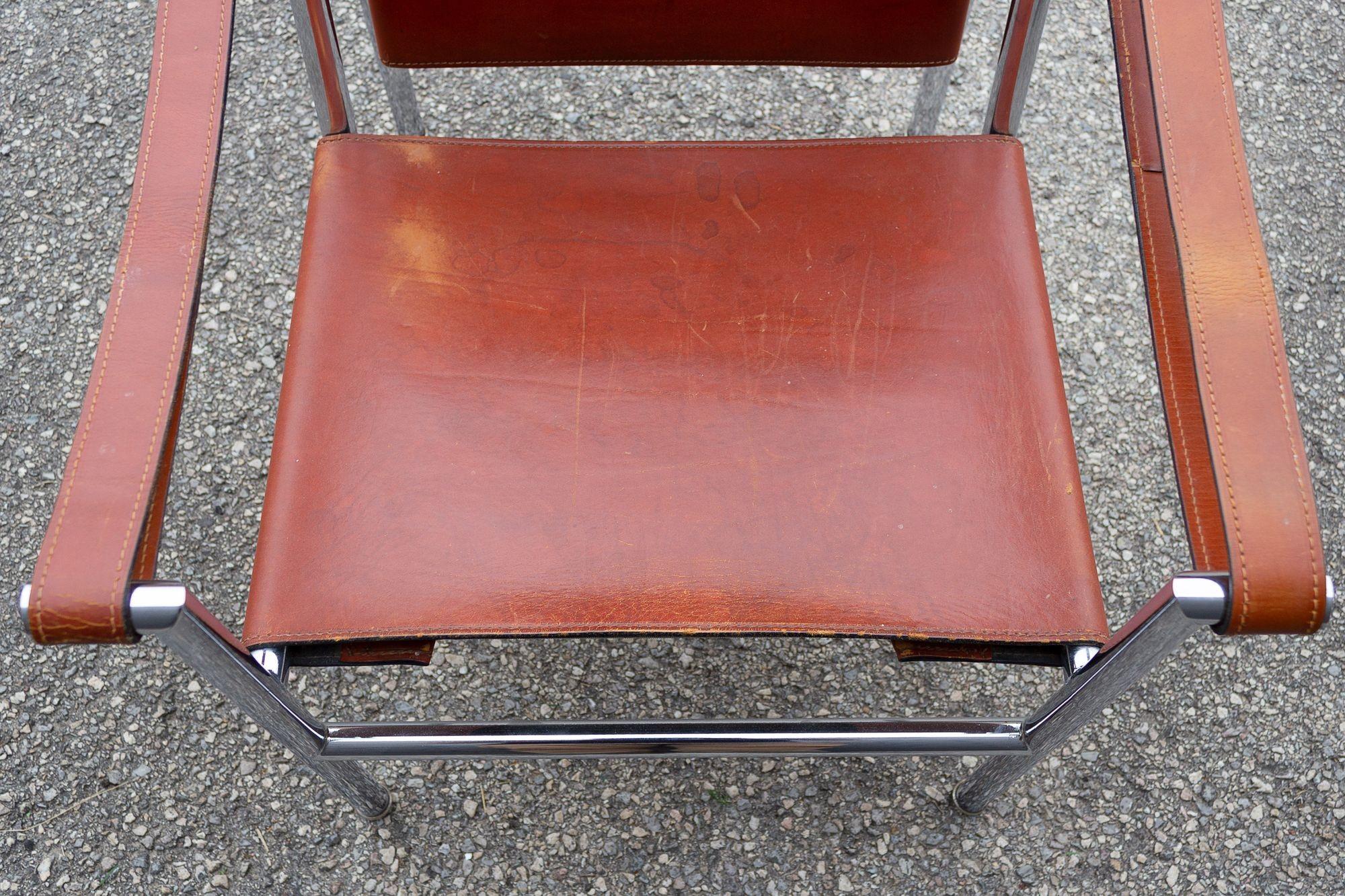 LC2 chairs by Le Corbusier Pierre Jeanneret & Charlotte Perriand Vintage Cassina 1