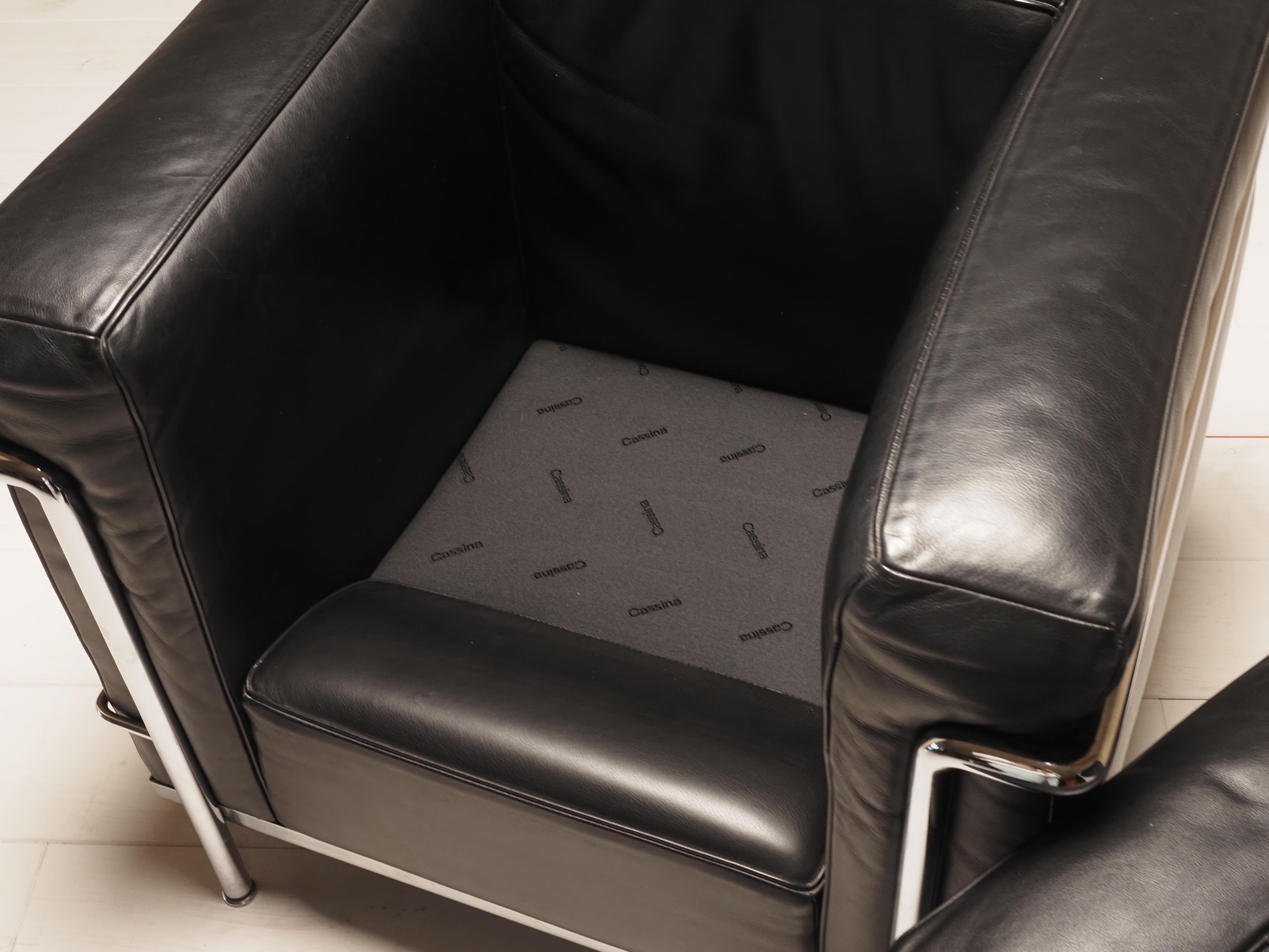 LC2 Club Chair By Le Corbusier, Jeanneret, Perriand for Cassina For Sale 3