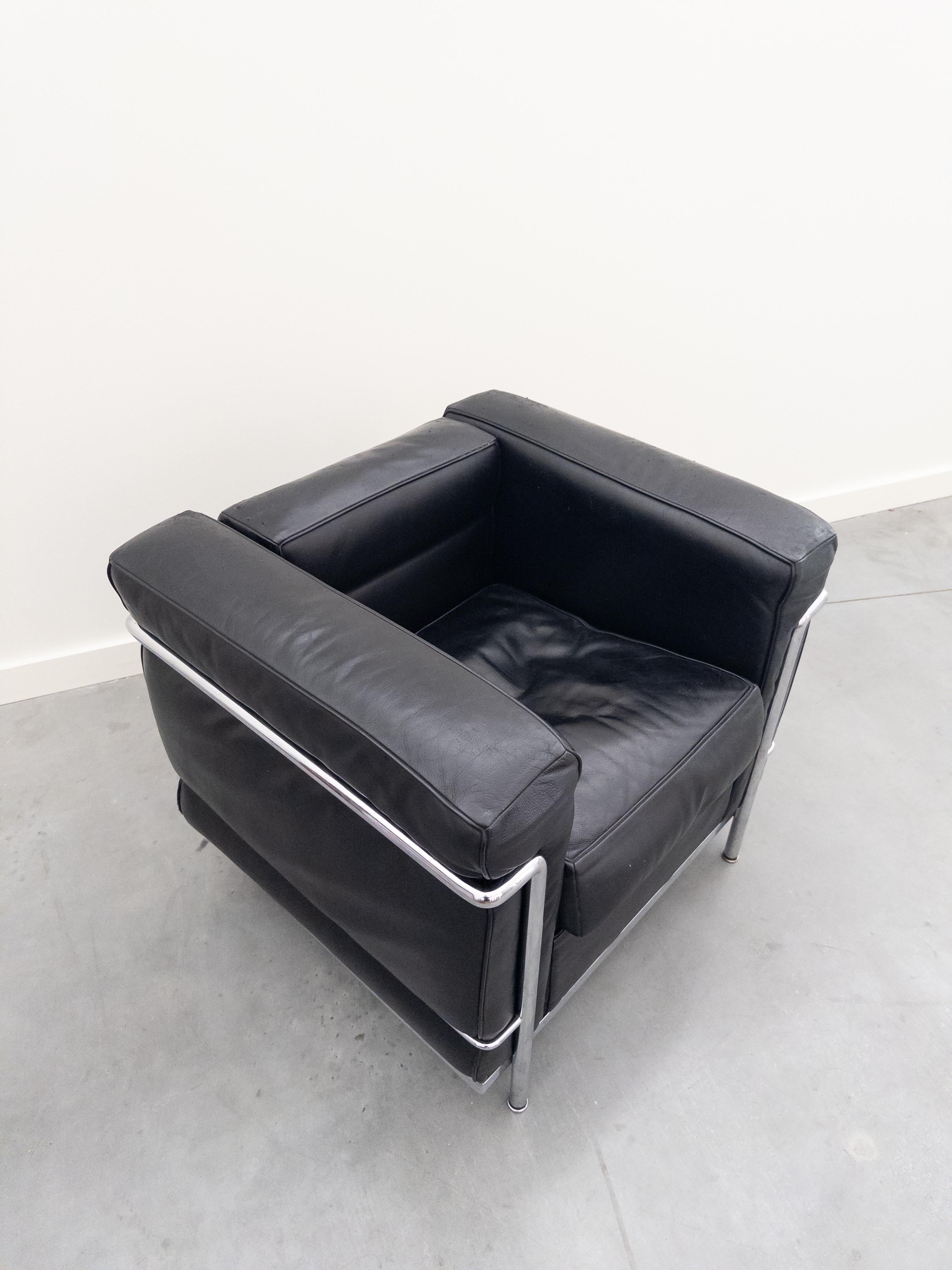LC2 Clubsessel von Le Corbusier, Jeanneret, Perriand für Cassina (Moderne der Mitte des Jahrhunderts) im Angebot