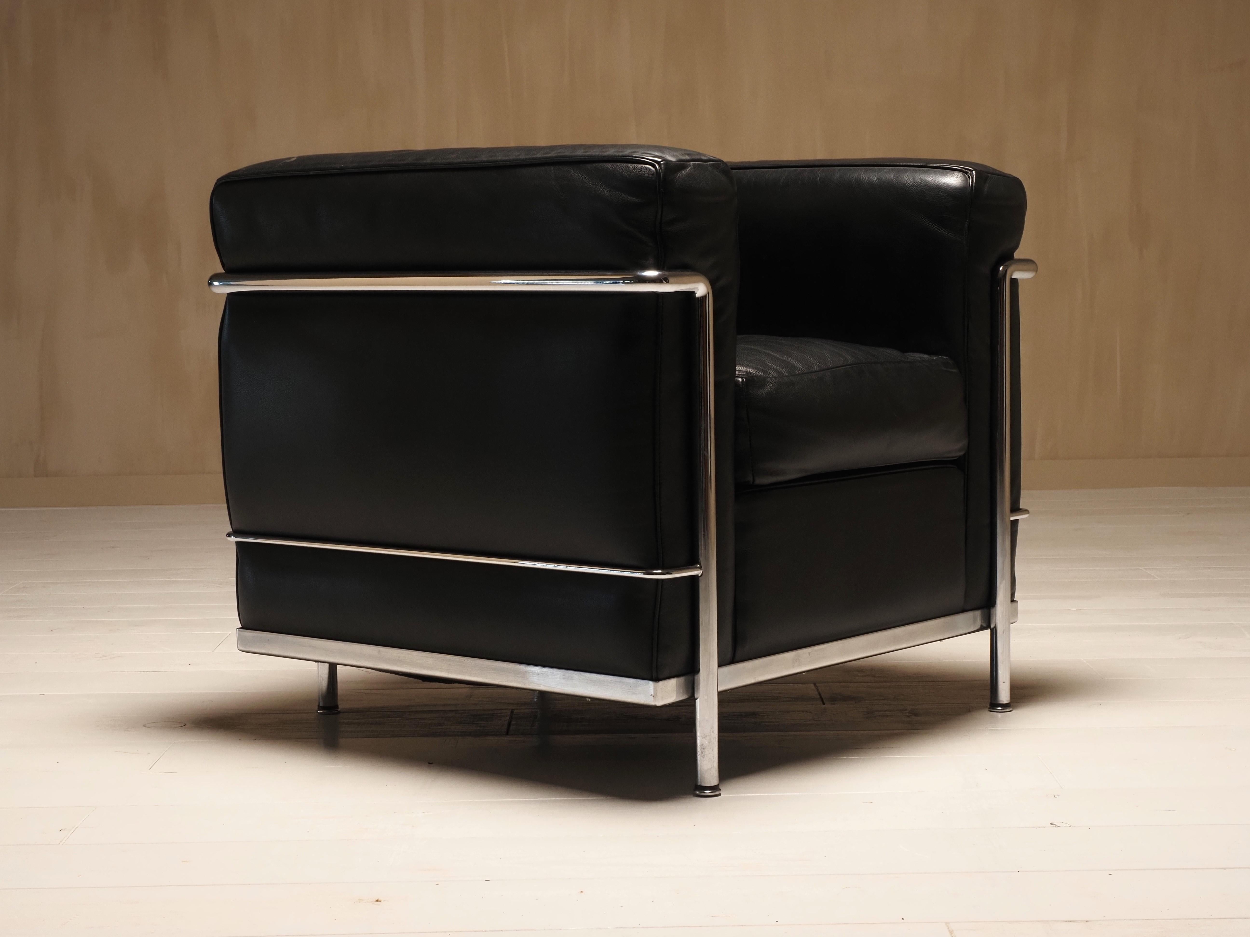LC2 Club Chair By Le Corbusier, Jeanneret, Perriand for Cassina In Excellent Condition For Sale In Diest, BE