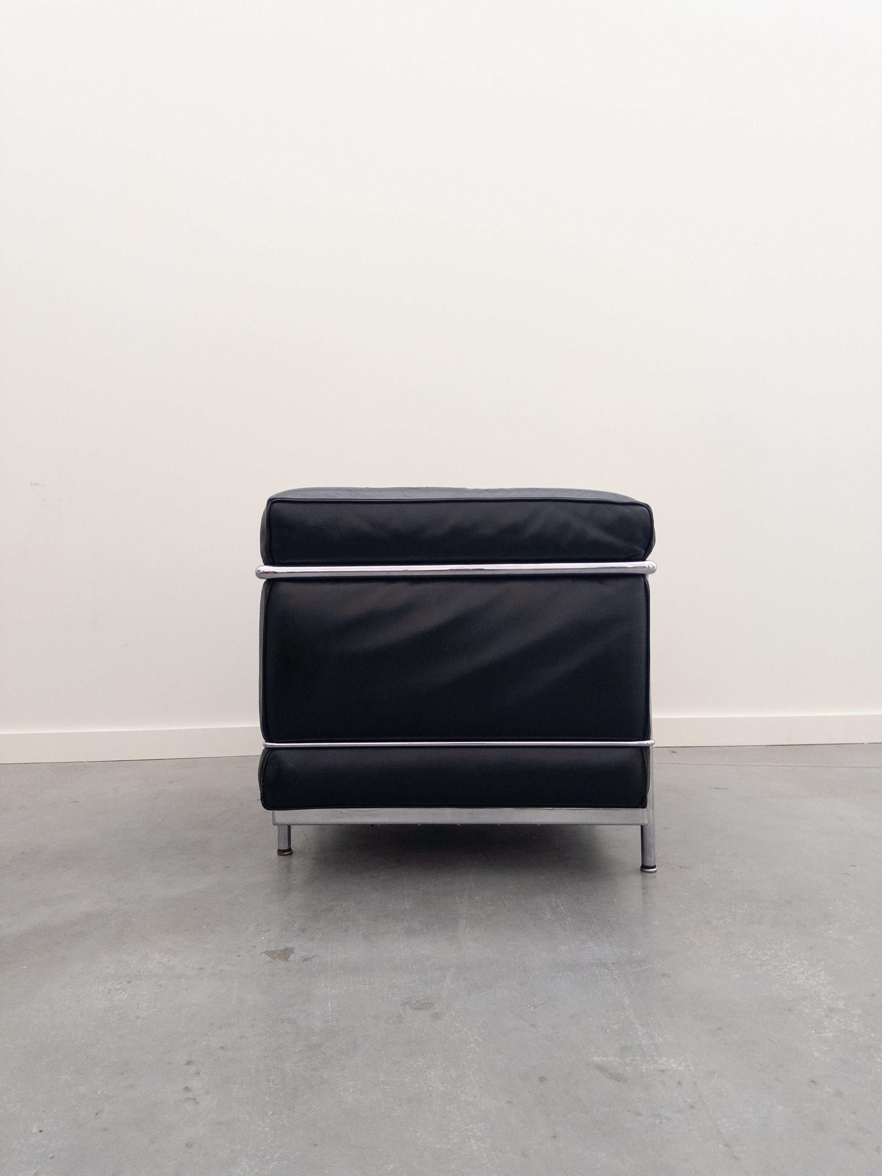 LC2 Clubsessel von Le Corbusier, Jeanneret, Perriand für Cassina (Ende des 20. Jahrhunderts) im Angebot
