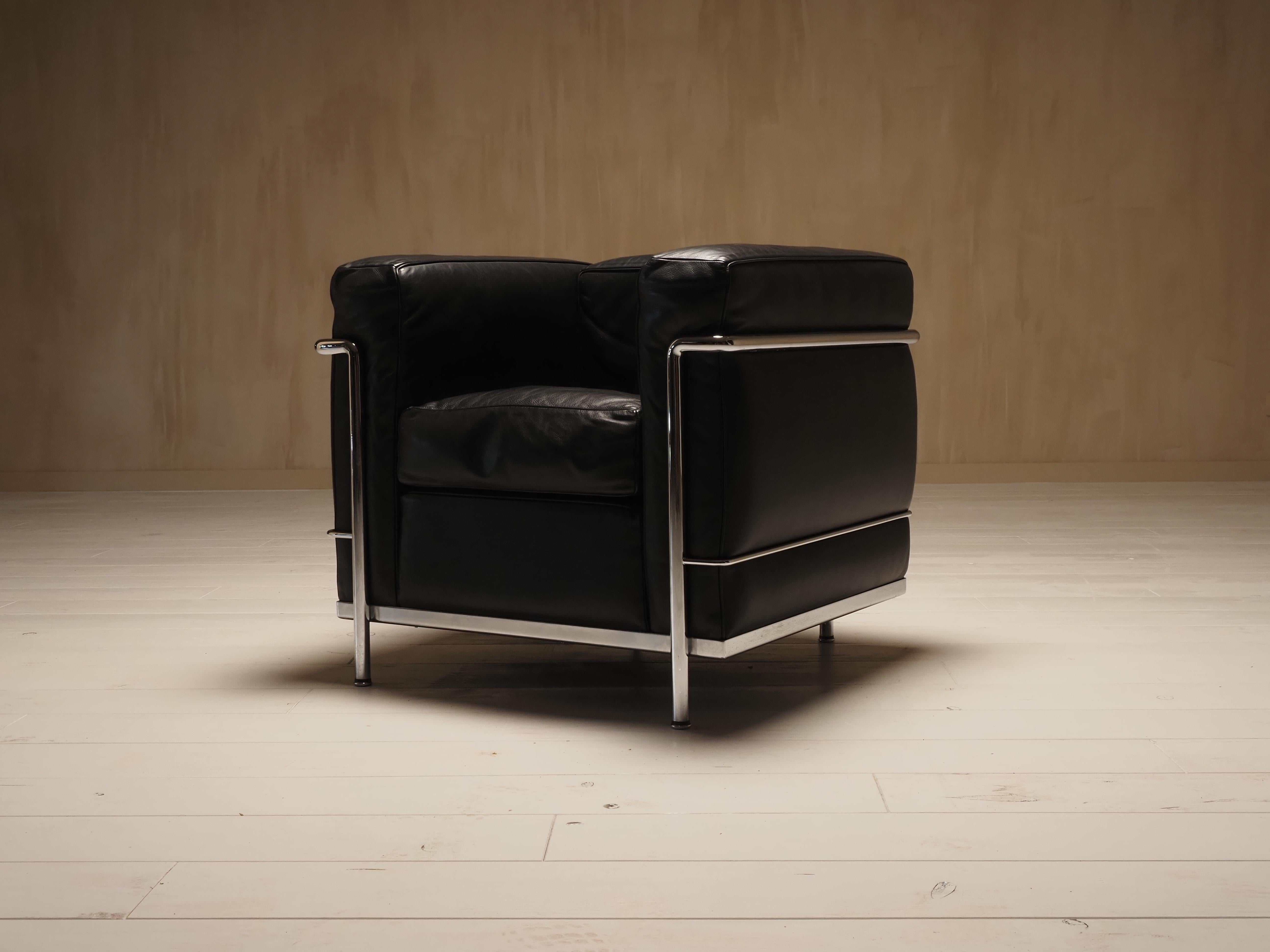 LC2 Club Chair By Le Corbusier, Jeanneret, Perriand for Cassina For Sale 1