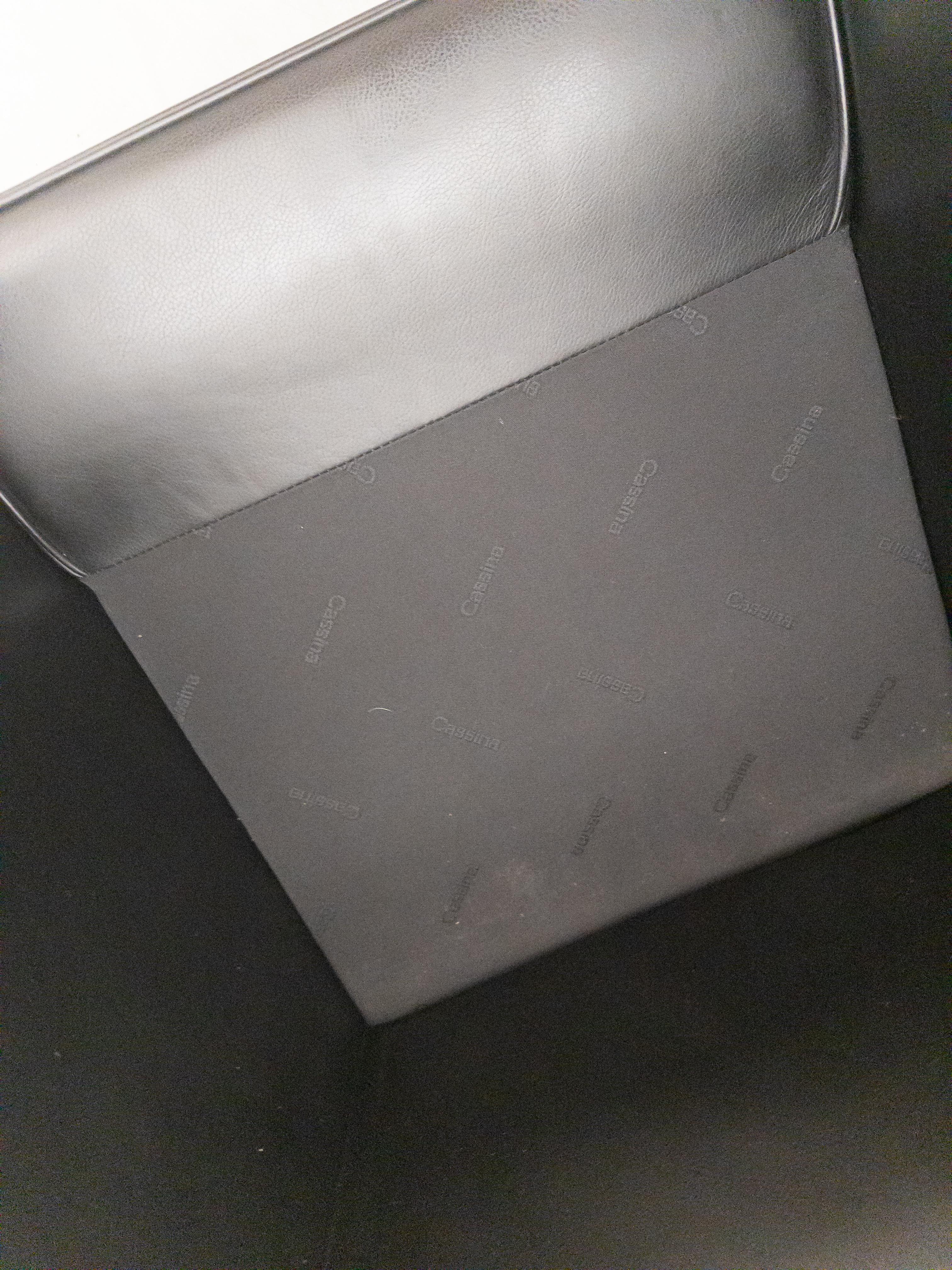 LC2 Clubsessel von Le Corbusier, Jeanneret, Perriand für Cassina im Angebot 2
