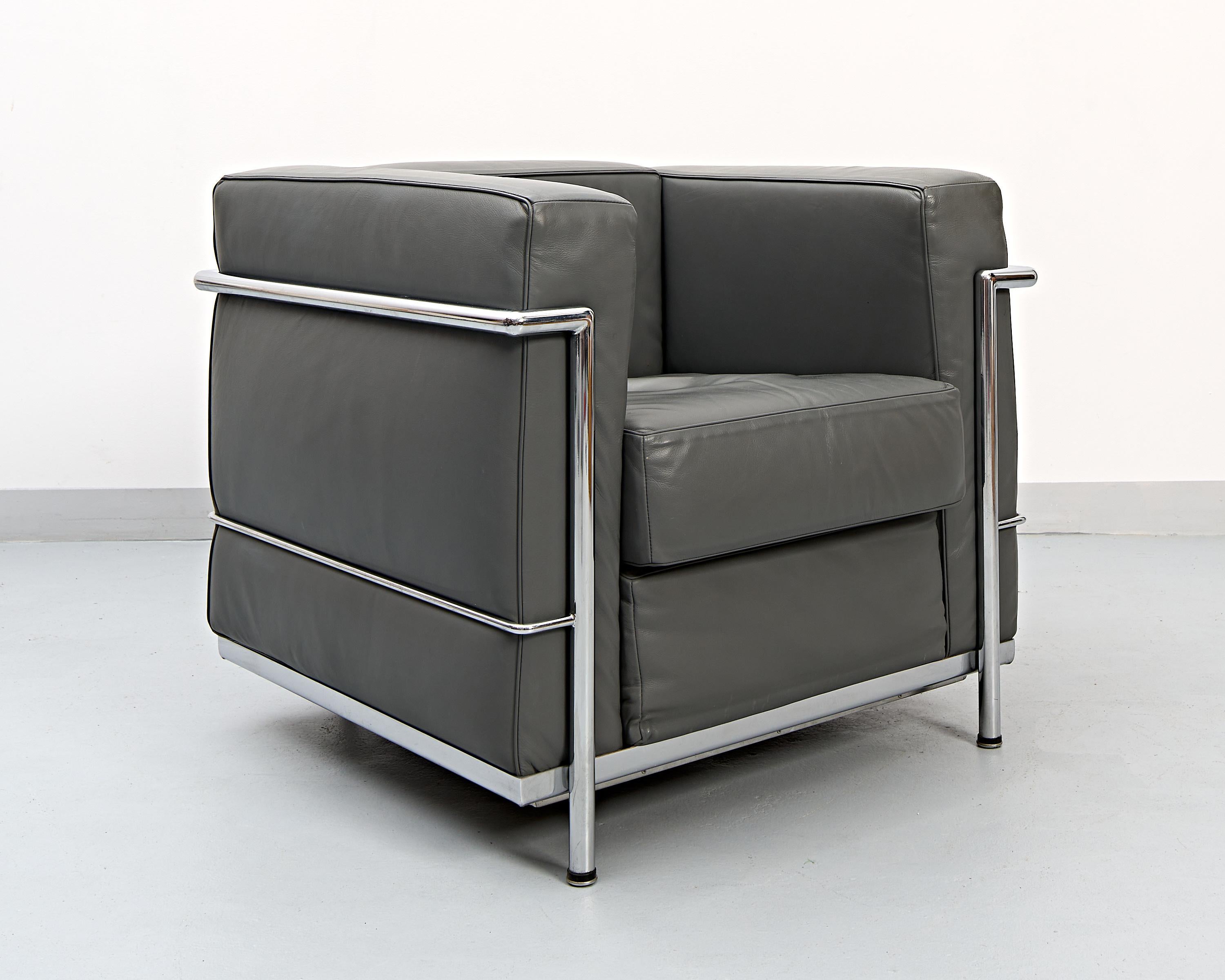 Stainless Steel LC2 Club Chair by P. Jeanneret, Le Corbusier & C. Perriand for Alivar, 1980s For Sale