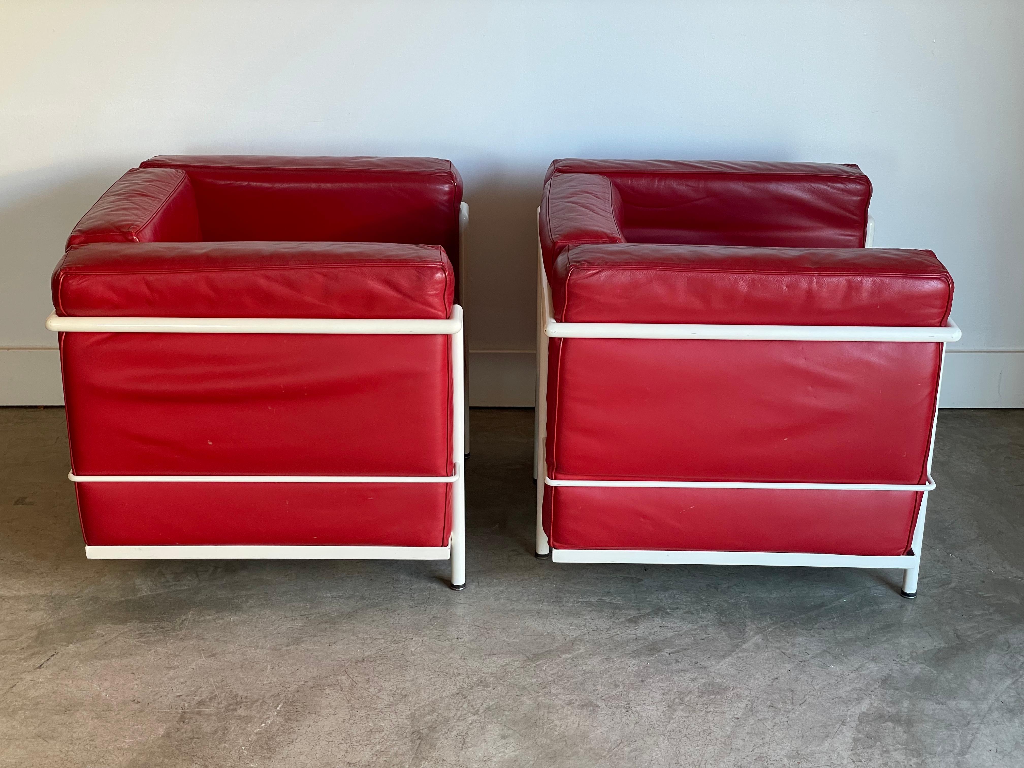 Leather LC2 Club Chairs by Le Corbusier for Alivar For Sale