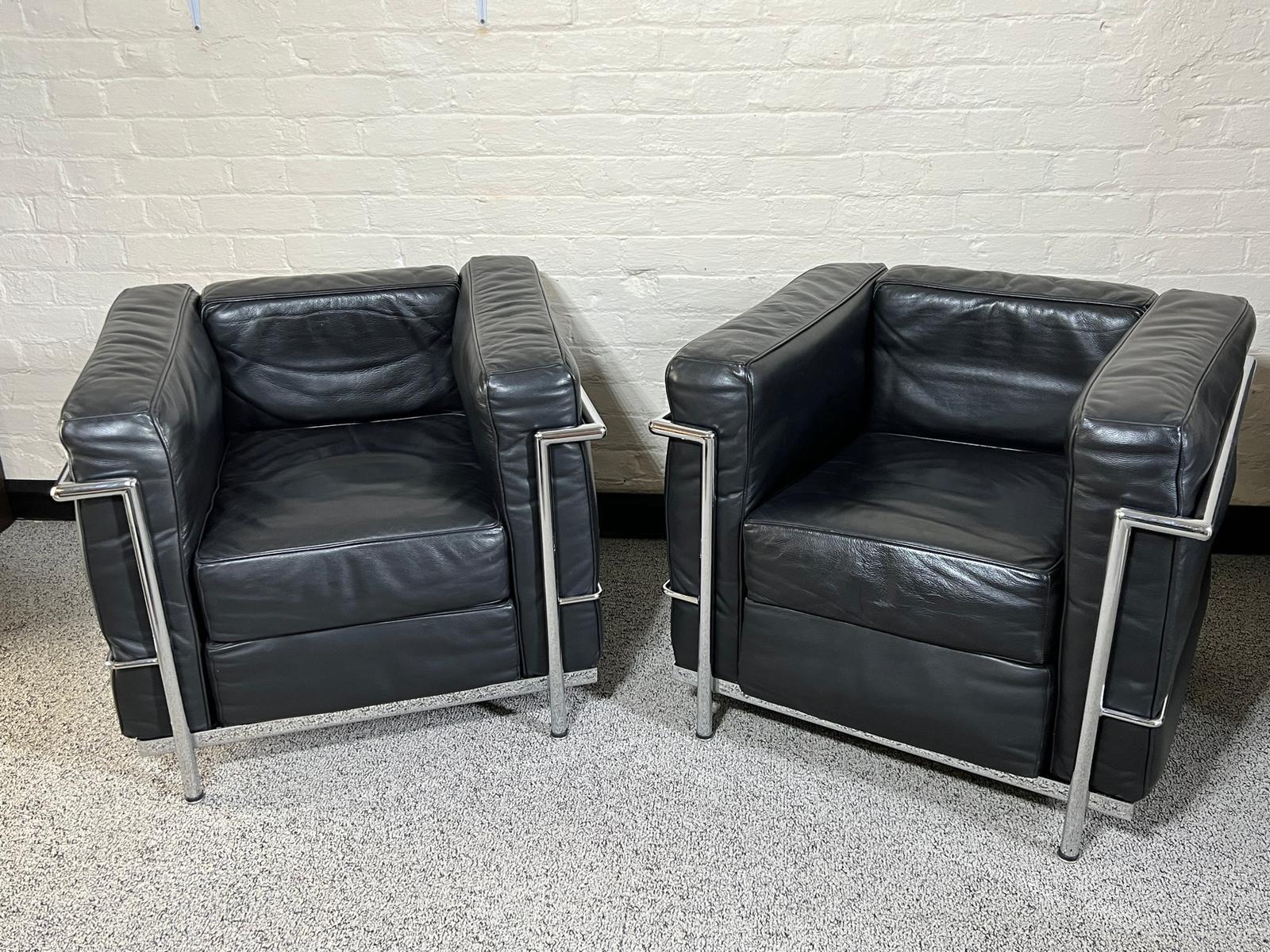 Mid-Century Modern LC2 Club Chairs by Le Corbusier, Jeanneret & Perriand, Soft Black Leather For Sale