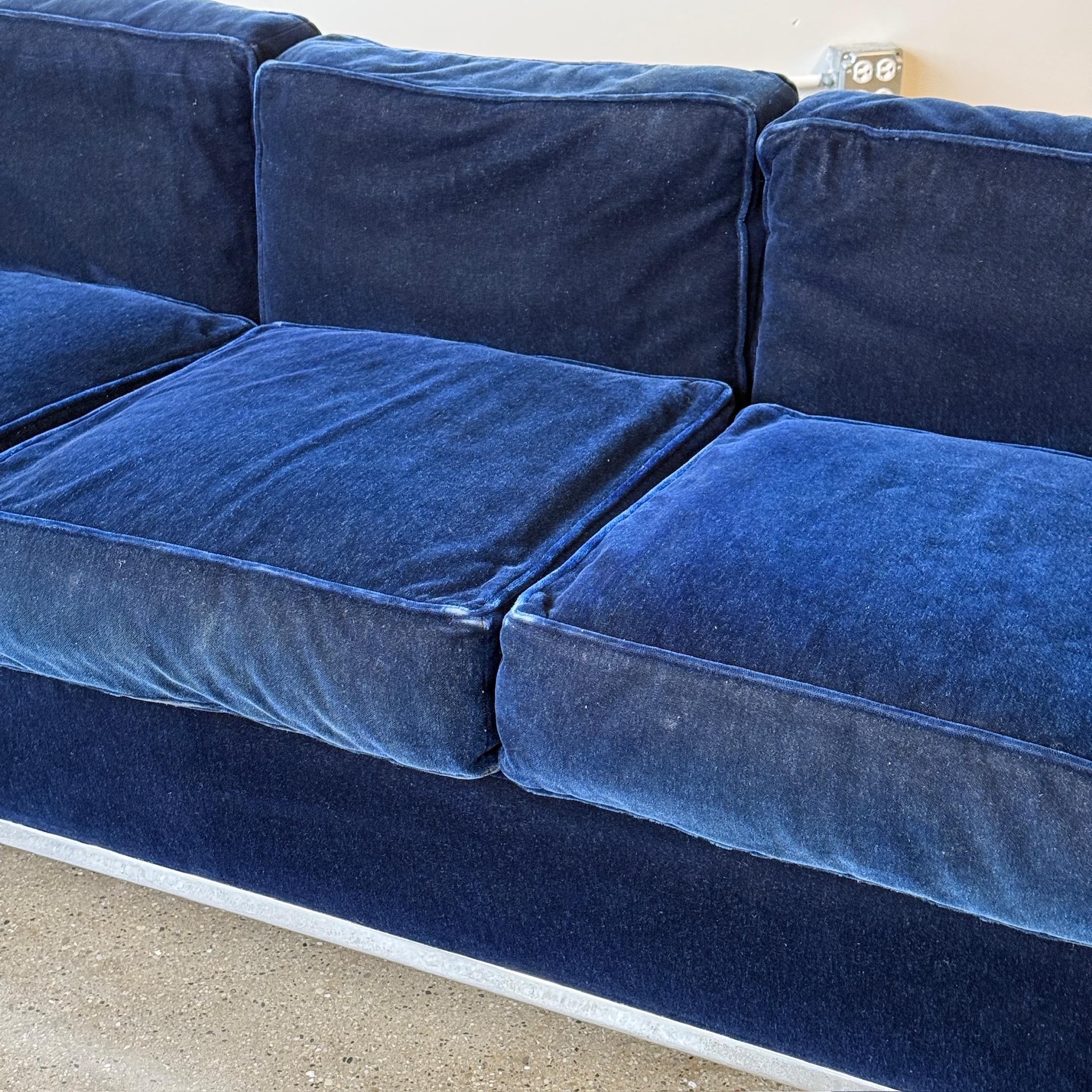 Mid-Century Modern LC2 Petite Sofa by Le Corbusier for Cassina For Sale