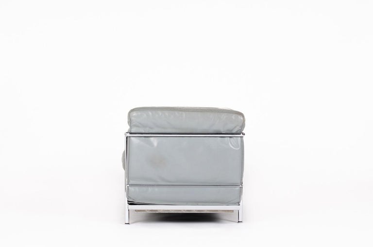 Le Corbusier LC2 Replica: Top EU Authentic Chair Replicas 2024 2026