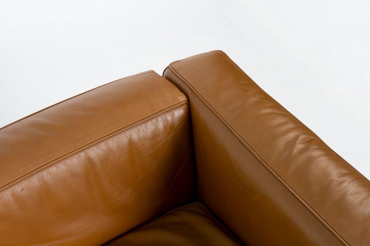 LC2 sofa by Le Corbusier for Cassina, 1970s For Sale 6