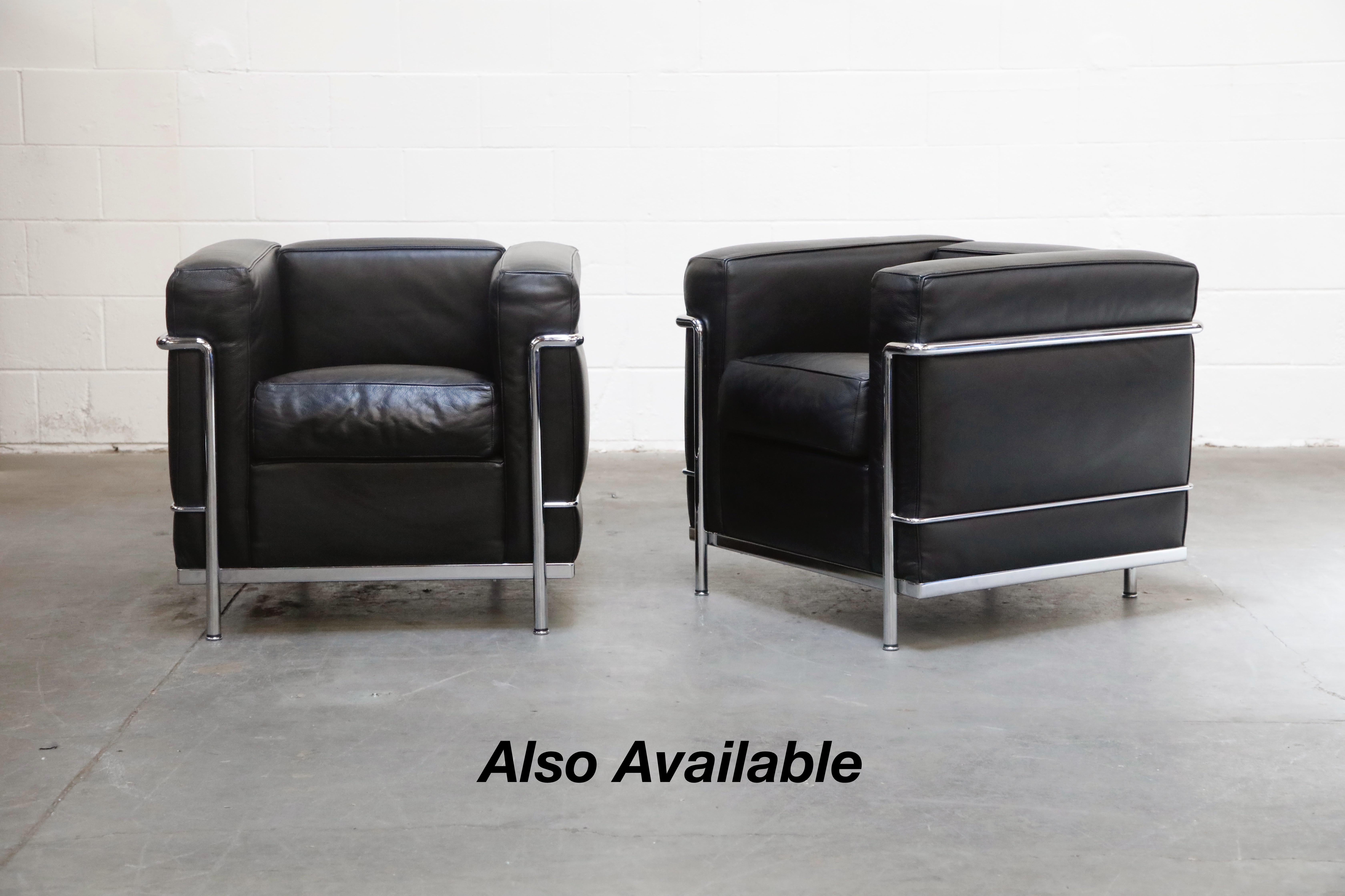 'LC2' Three-Seat Sofa in Black Leather by Le Corbusier for Cassina, Signed 11