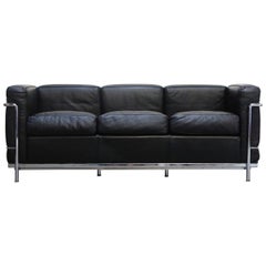 'LC2' Three-Seat Sofa in Black Leather by Le Corbusier for Cassina, Signed