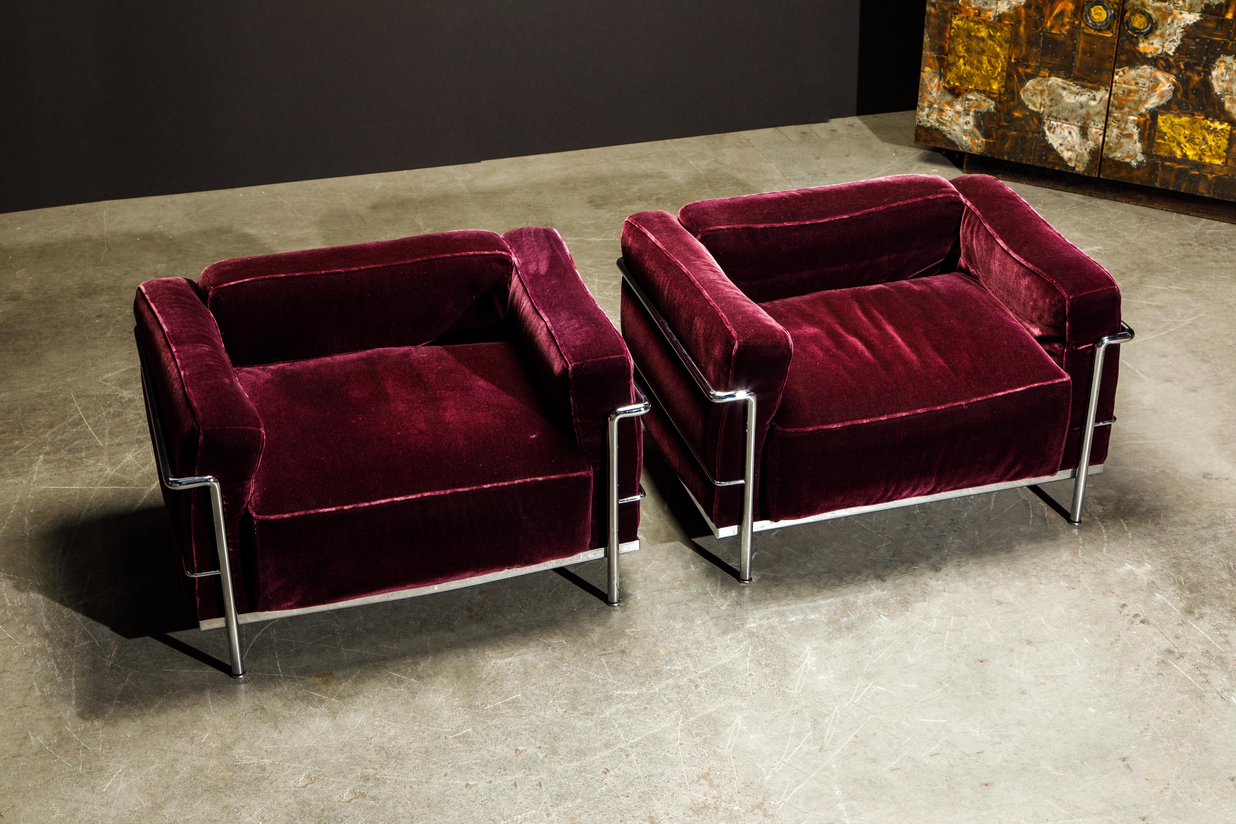 Italian 'LC3' Grand Modèle Club Chairs in Mohair by Le Corbusier for Cassina, Signed