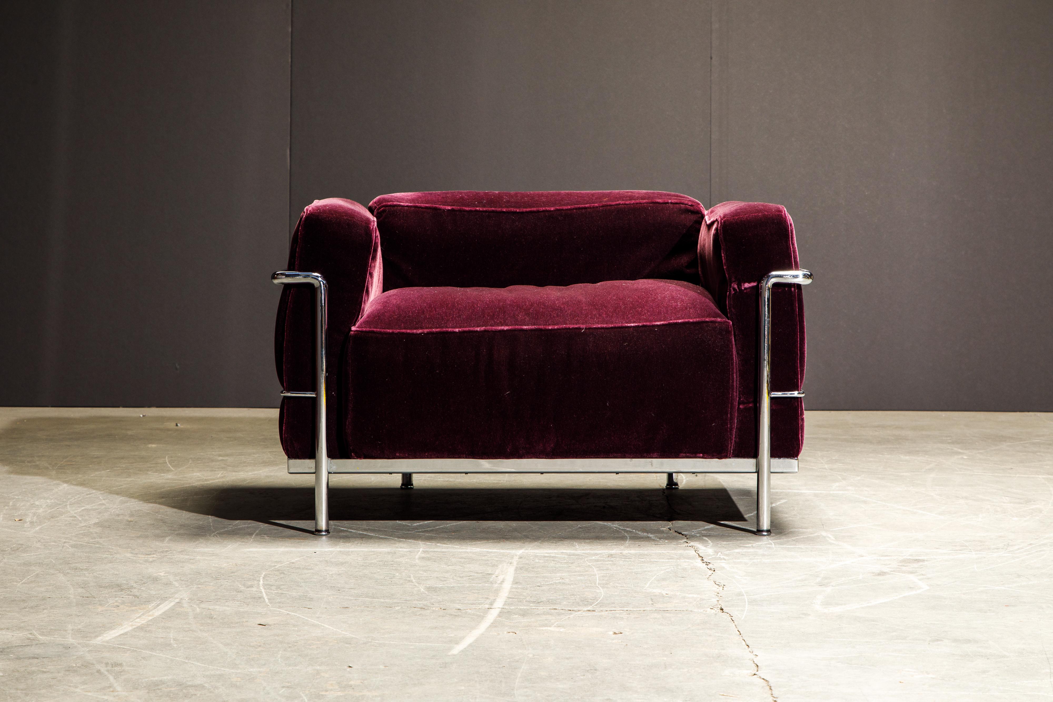 Mid-20th Century 'LC3' Grand Modèle Club Chairs in Mohair by Le Corbusier for Cassina, Signed