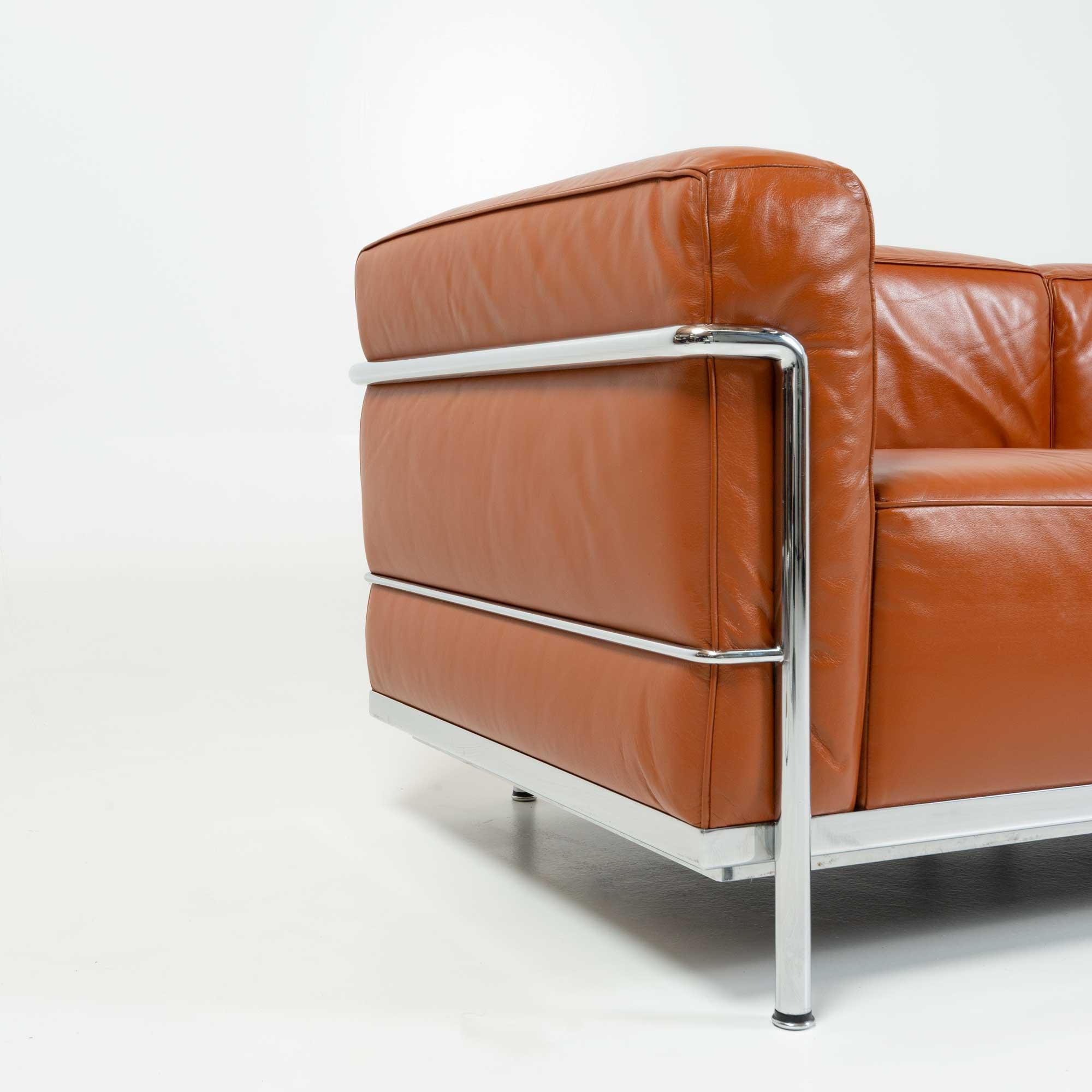LC3 Grand Modele Sofa by Le Corbusier Cassina in Original Tobacco Leather 5
