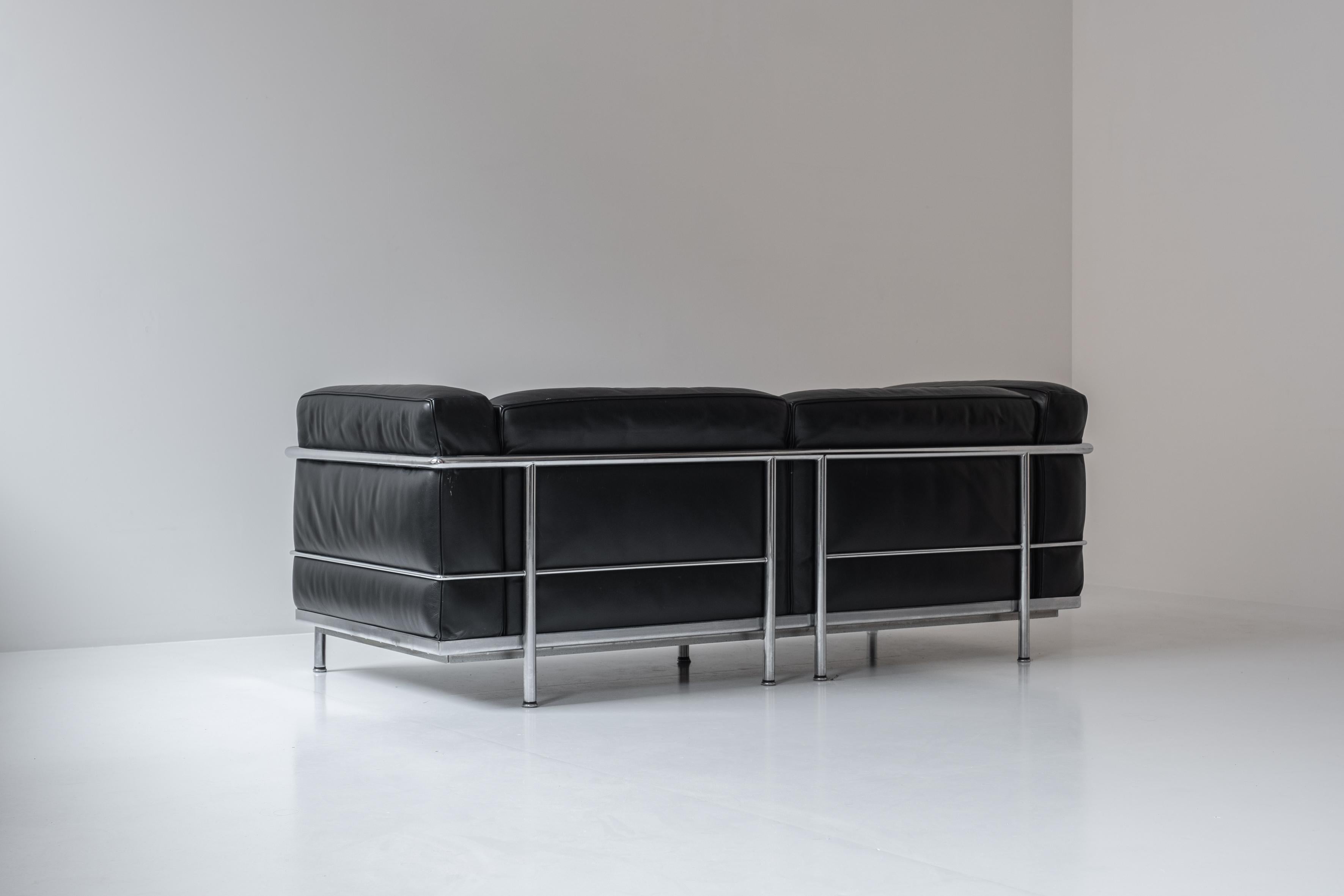 Late 20th Century ‘LC3’ Sofa by Le Corbusier, Pierre Jeanneret and Charlotte Perriand for Cassina