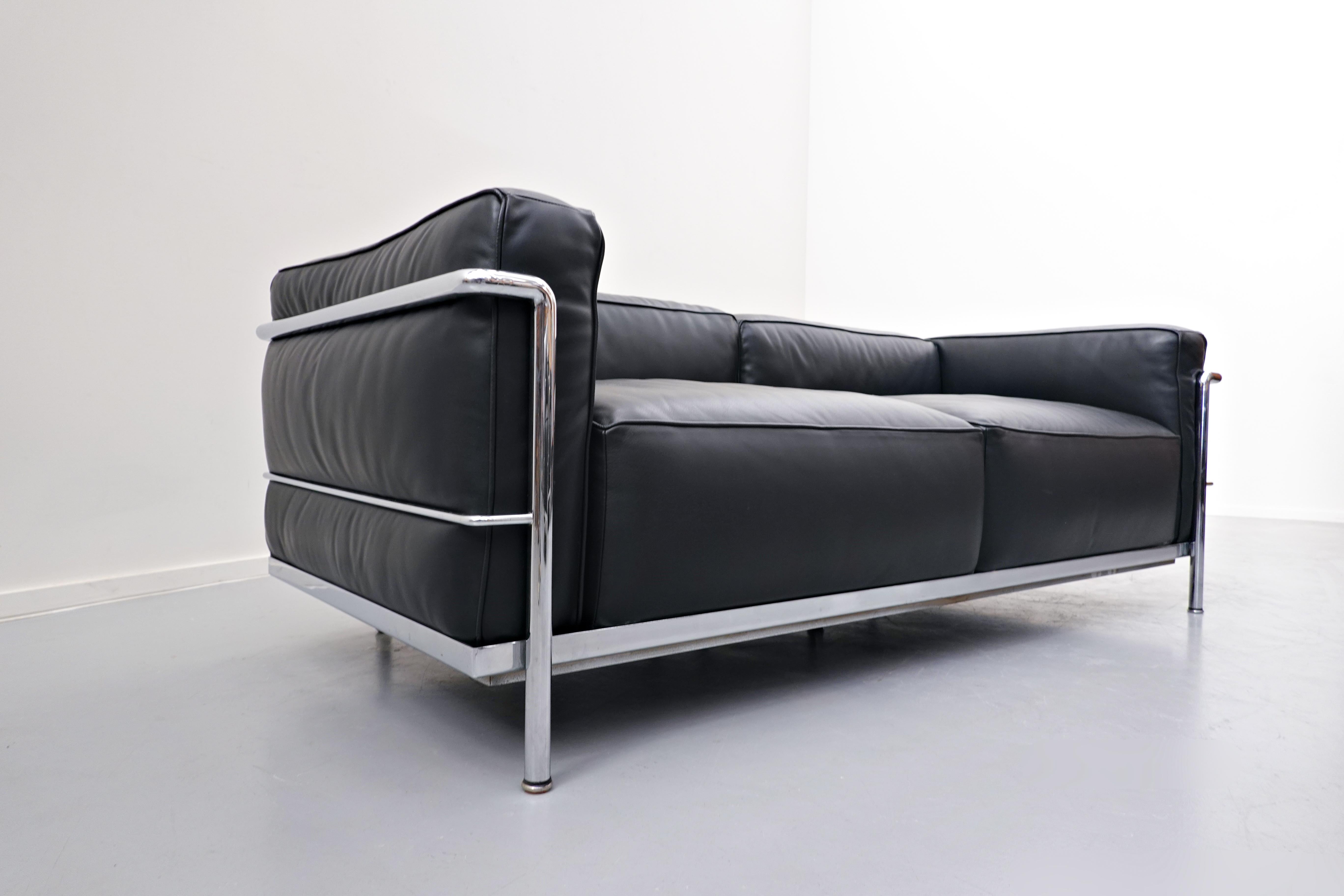 Late 20th Century LC3 Sofa, Le Grand Confort, Le Corbusier for Cassina