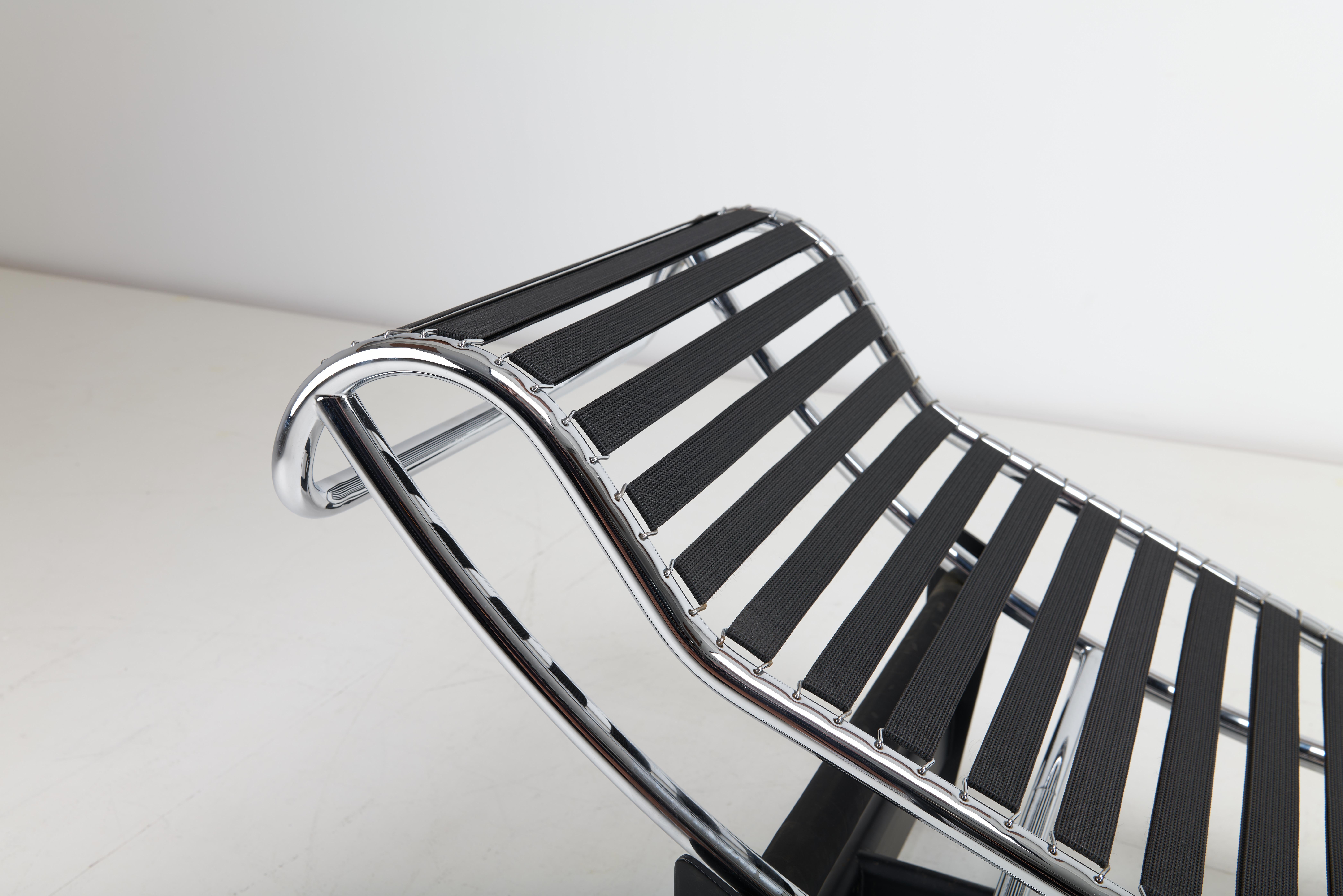 LC4 Chaise di Le Corbusier, Pierre Jeanneret & Charlotte Perriand per Cassina in vendita 4