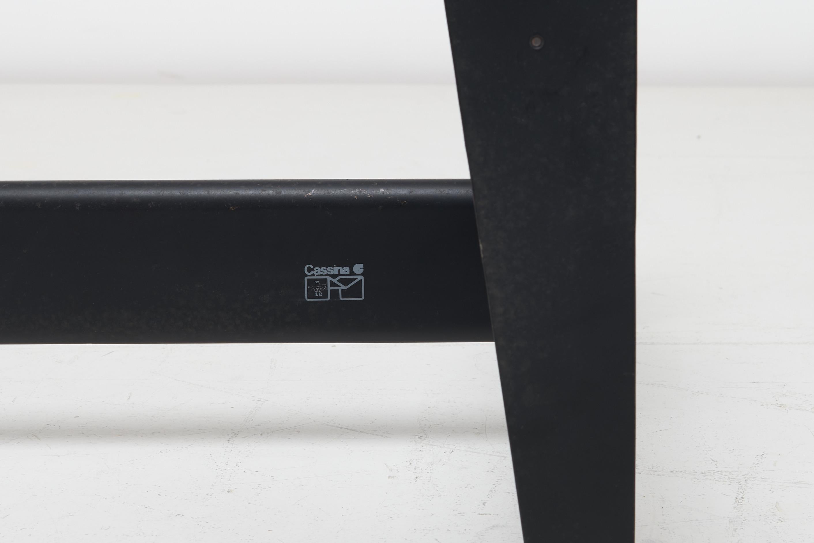 LC4 Chaise di Le Corbusier, Pierre Jeanneret & Charlotte Perriand per Cassina in vendita 1