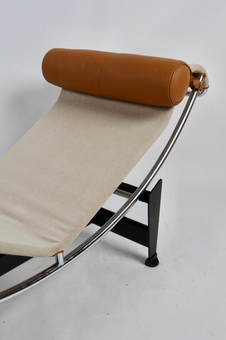 Lc4 Chaise Lounge Canvas & Leather, Charlotte Perriand & Le Corbusier, Cassina For Sale 6