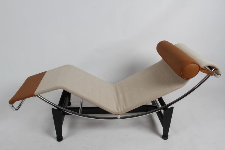Lc4 Chaise Lounge Canvas & Leather, Charlotte Perriand & Le Corbusier, Cassina For Sale 7