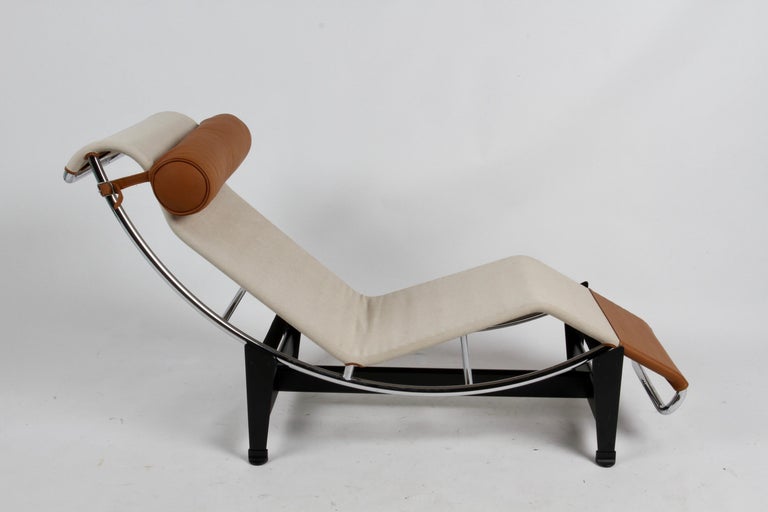 Late 20th Century Lc4 Chaise Lounge Canvas & Leather, Charlotte Perriand & Le Corbusier, Cassina For Sale