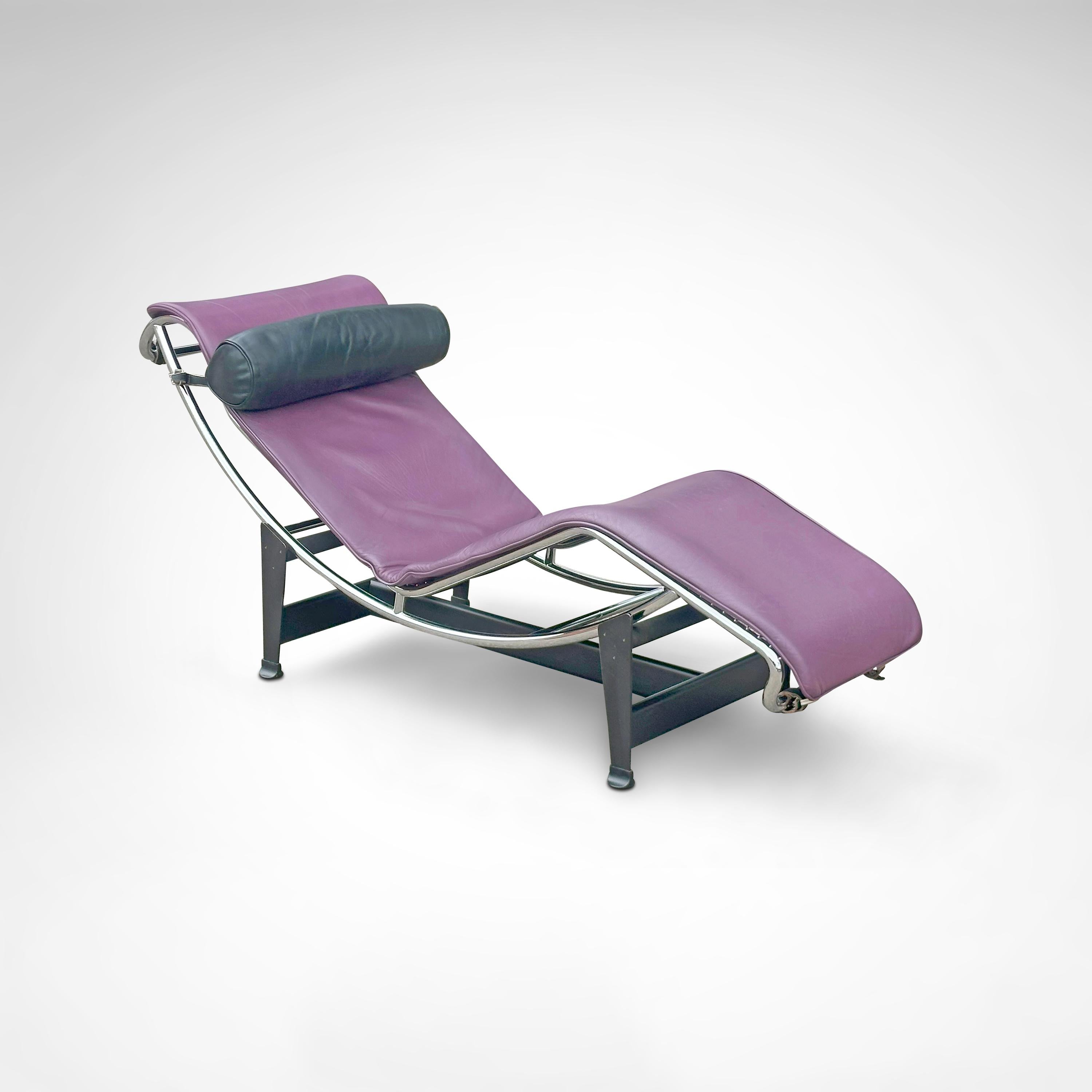 LC4 limited edition chaise longue by Le Corbusier for Cassina 1990s For Sale 1