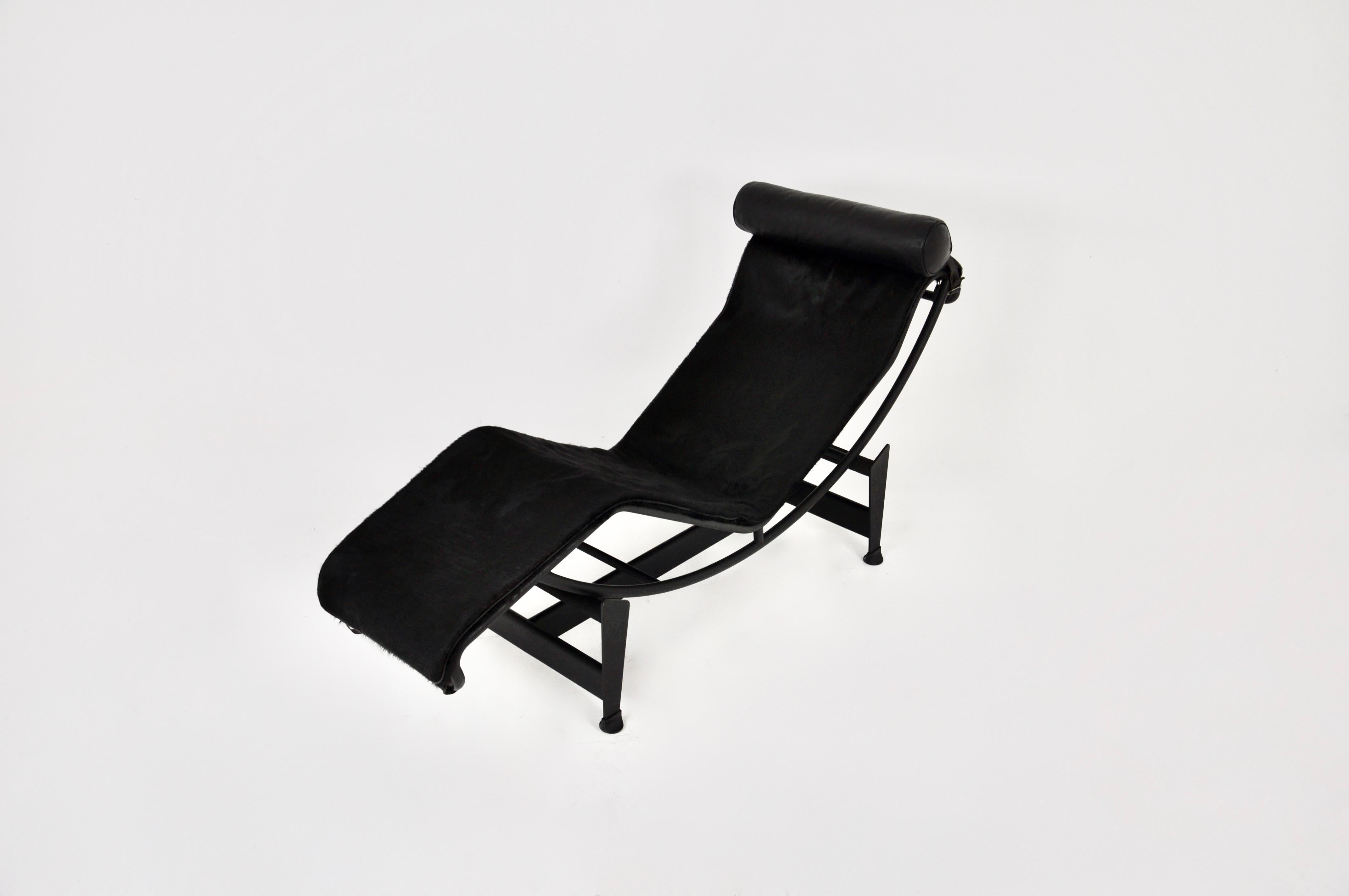 Mid-Century Modern LC4 Lounge Chair by Le Corbusier for Cassina, 1984 For Sale