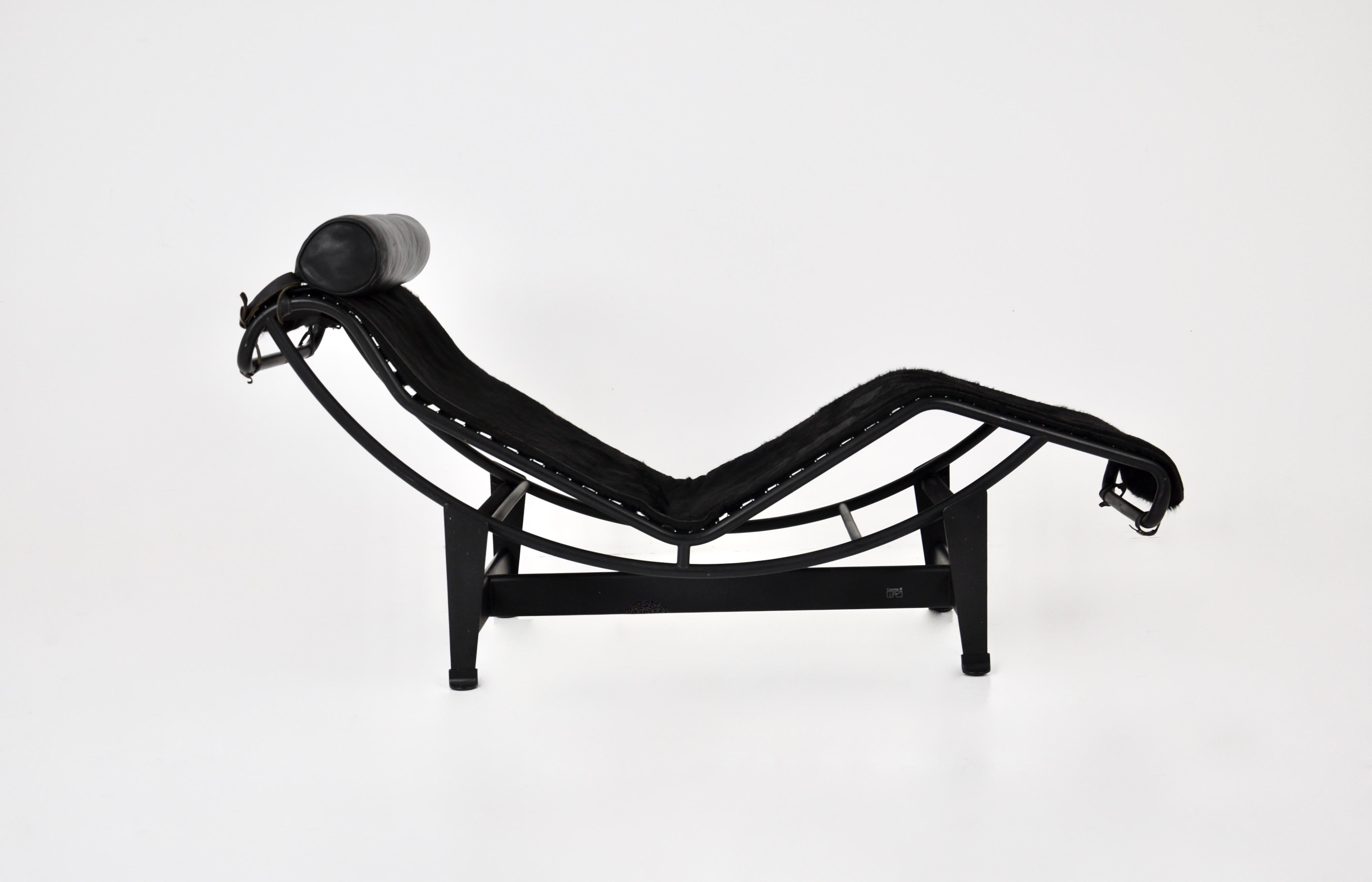 French LC4 Lounge Chair by Le Corbusier for Cassina, 1984 For Sale