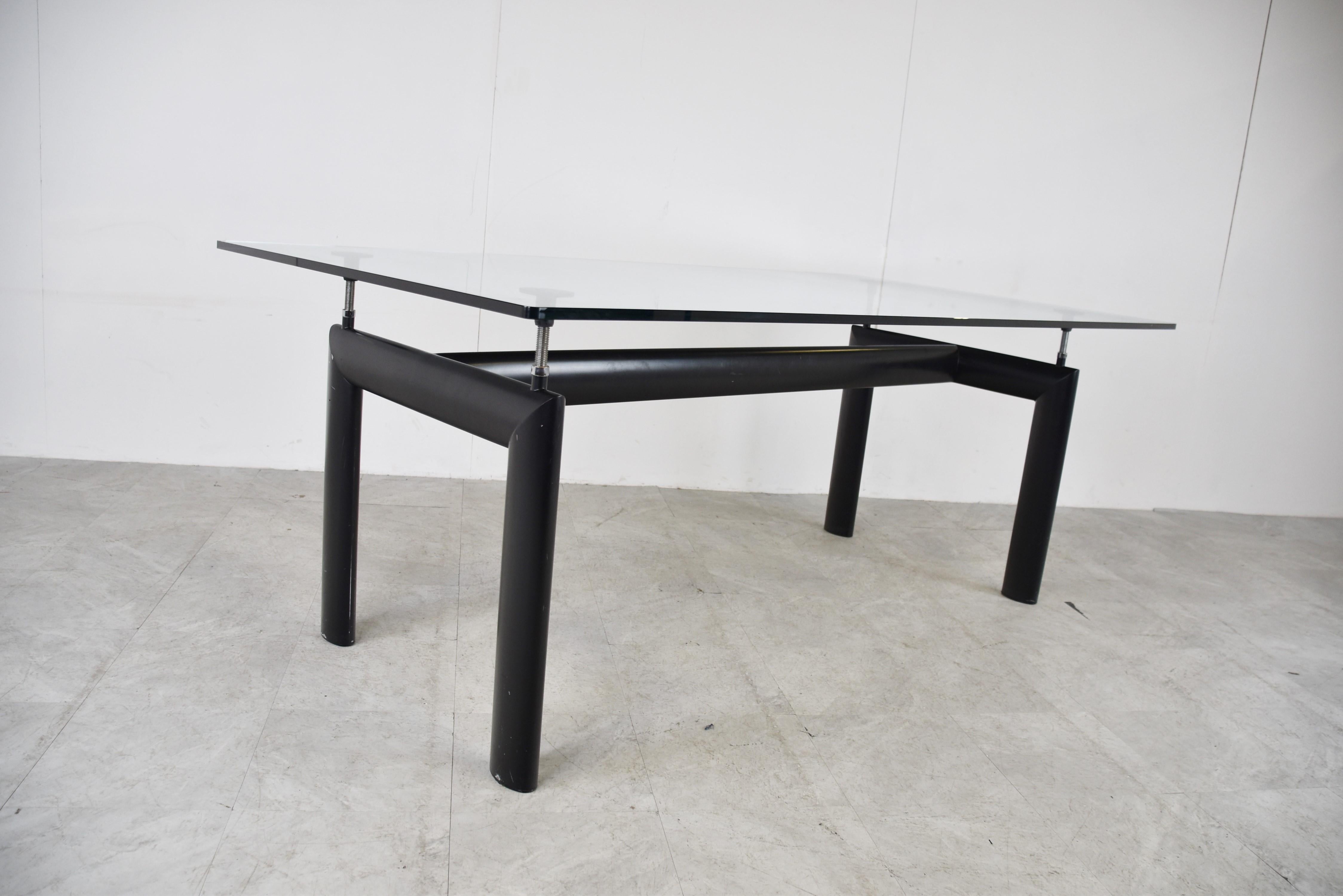 cassina dining table