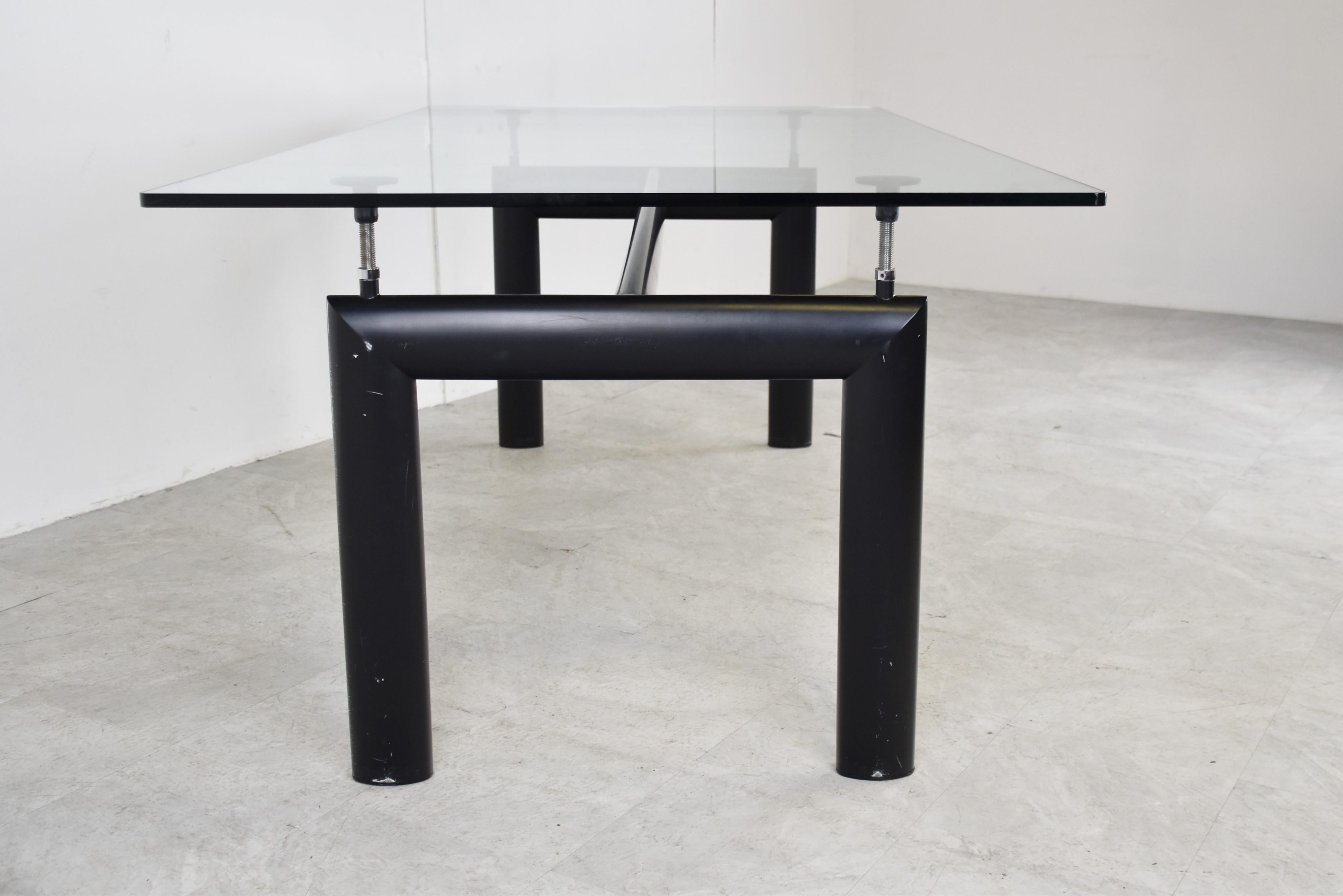 Bauhaus Table à manger LC6 de Le Corbusier pour Cassina, années 1990