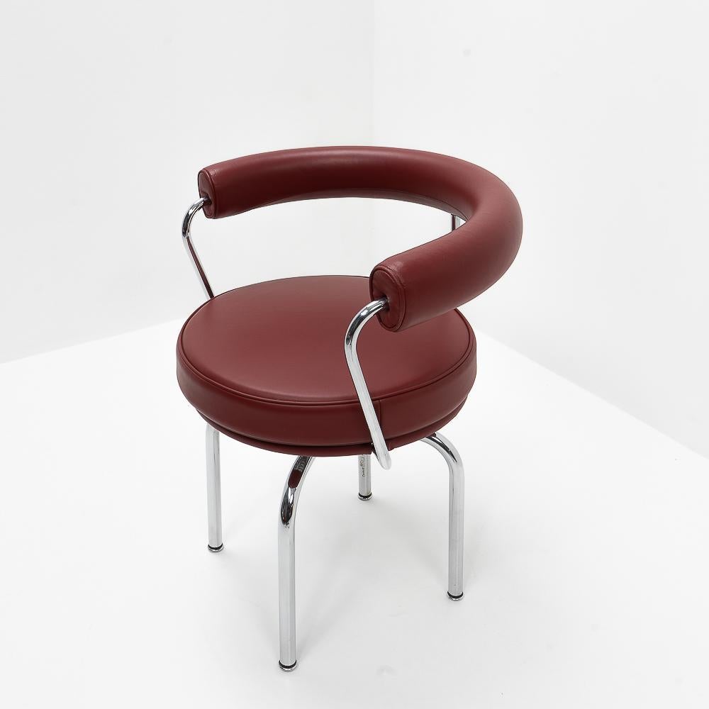 Even though this chair is part of the “LC” collection in production by Cassina, the actual design of this piece was designed by Charlotte Perriand, together with the matching stool (LC8).

Perriand designed this chair for her own apartment in