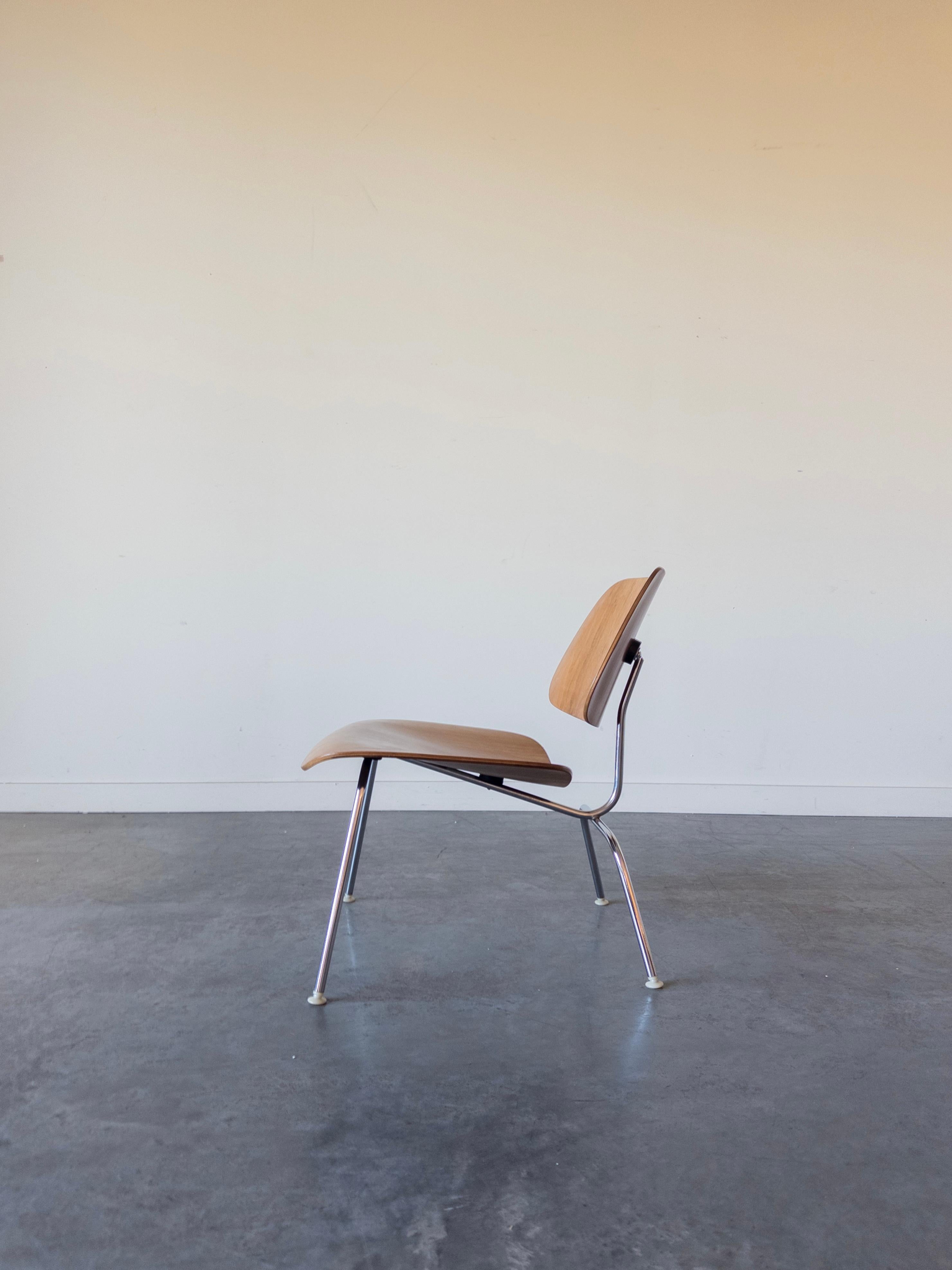 LCM Lounge Chair von Ray und Charles Eames für Herman Miller (amerikanisch) im Angebot