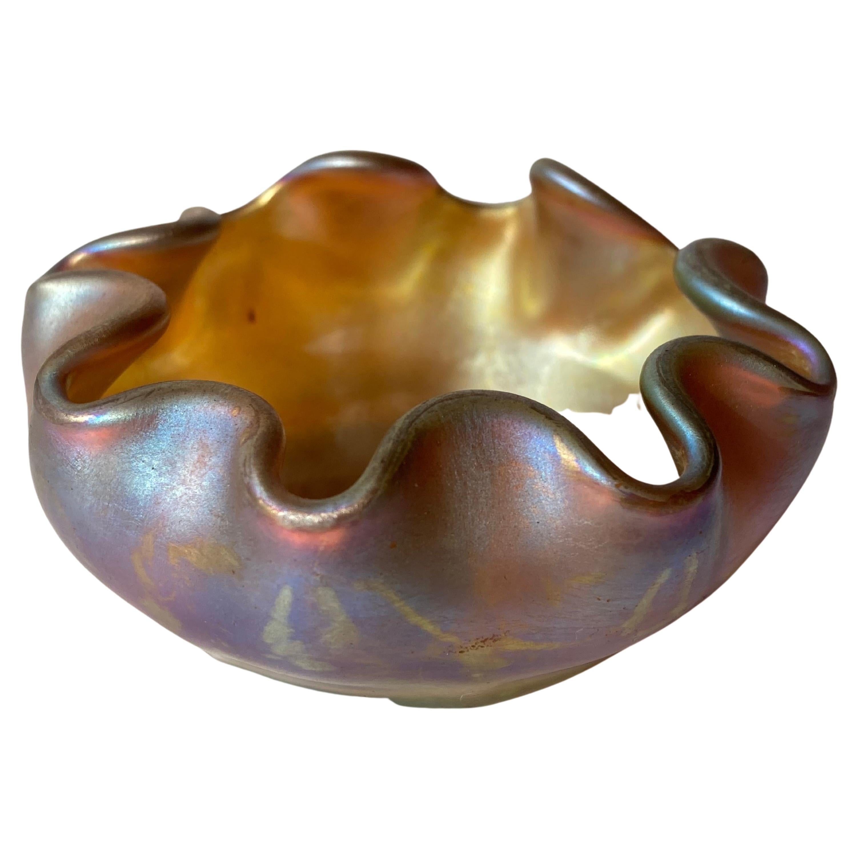 LCT Tiffany Favrile Ruffle Mini Vessel /Salt Cellar, Gold/ Iridescent Glass