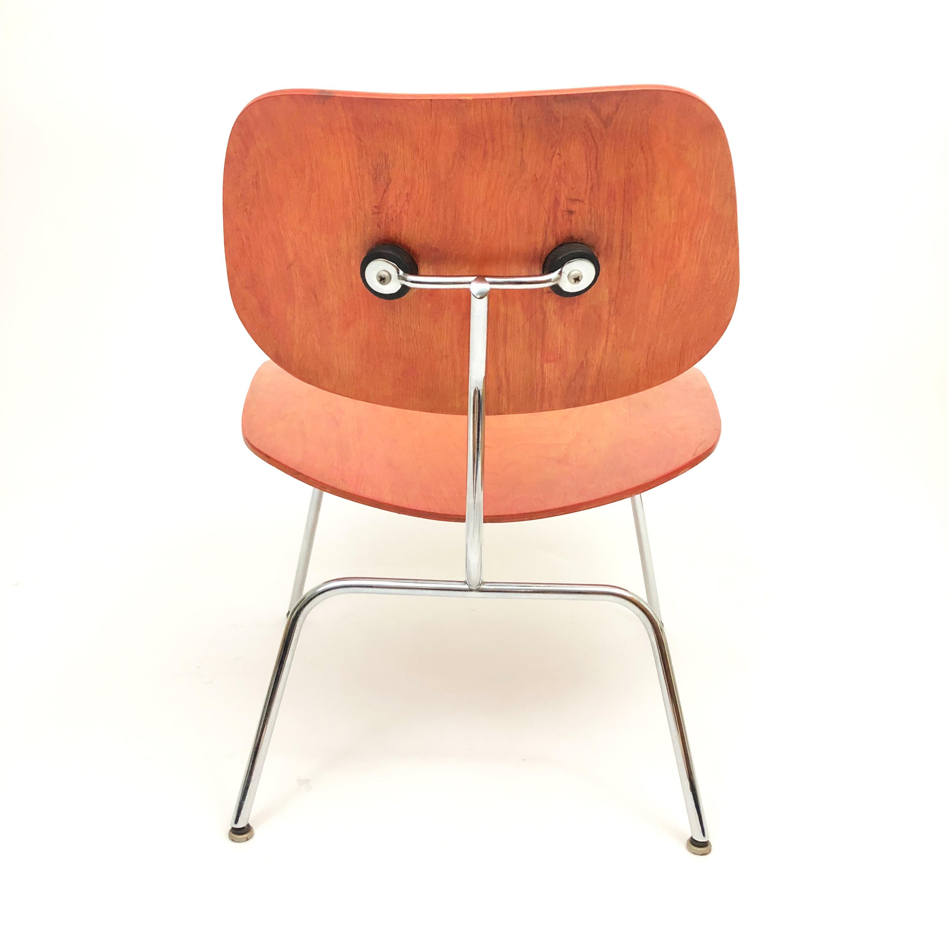 LCM Lounge Chair by Charles and Ray Eames for Herman Miller In Good Condition In Littleton, CO