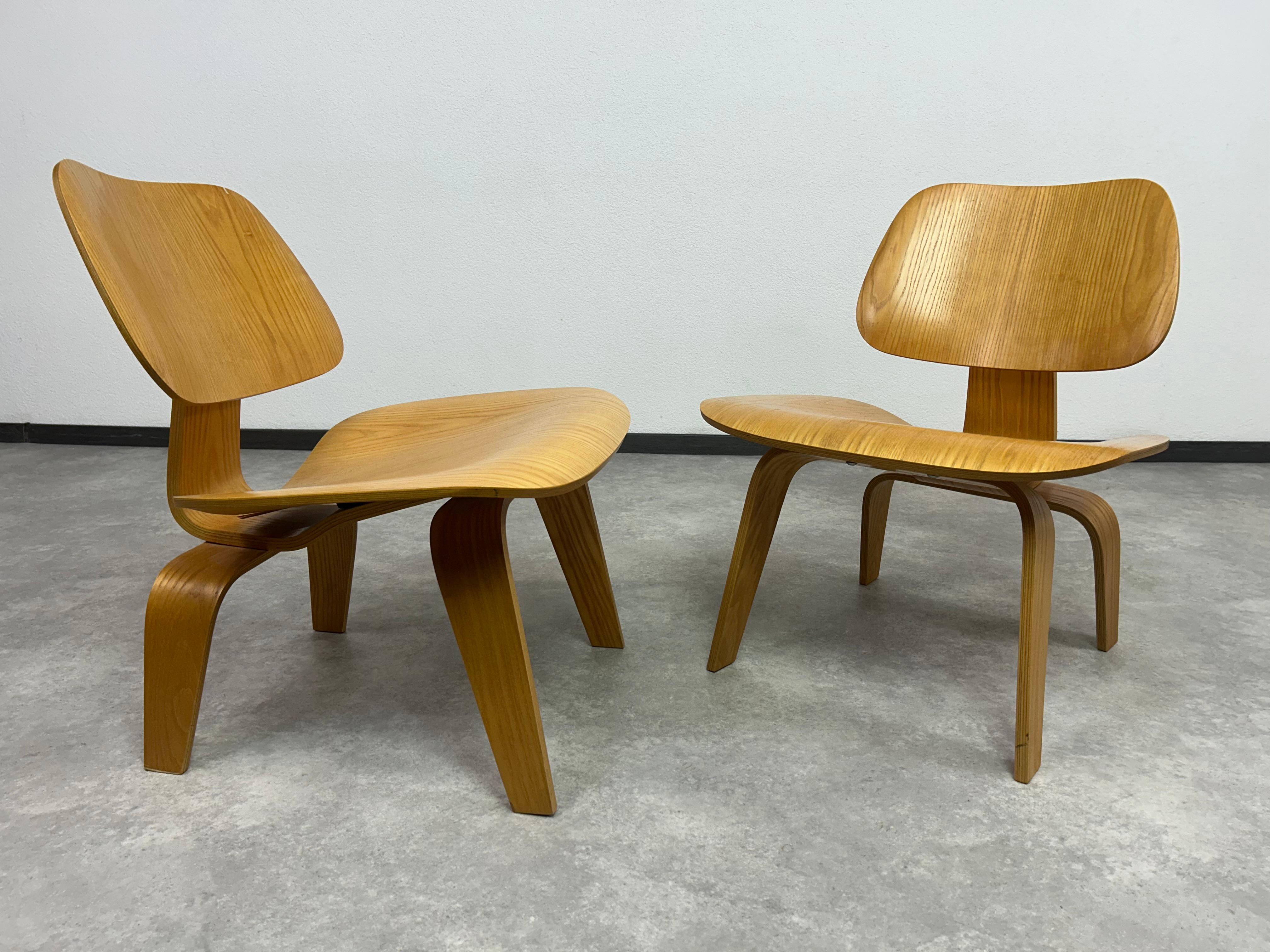 Sedie da salotto LCW di Charles and Ray Eames in vendita 3