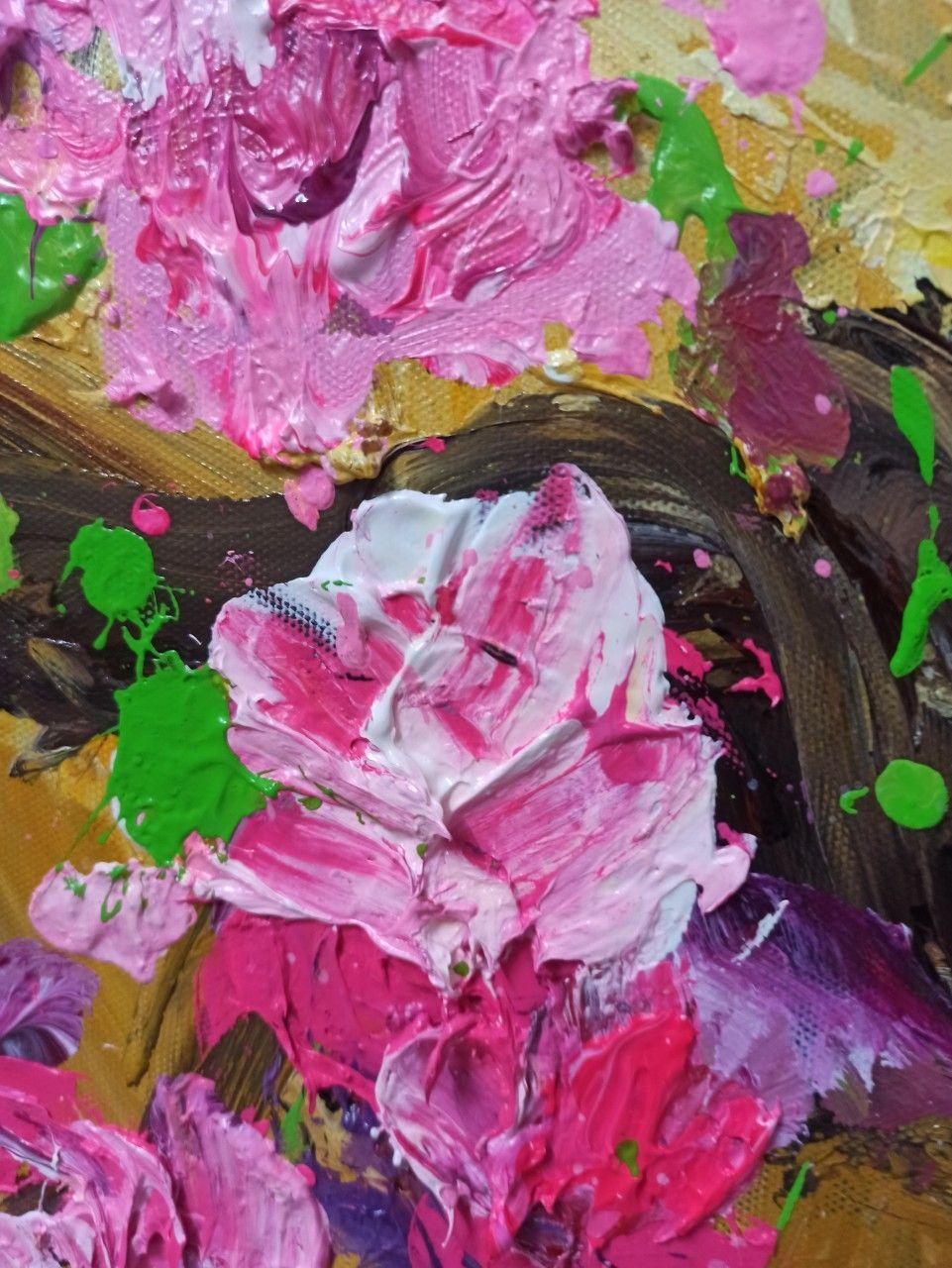 Die Pfirsichblüte ist die schönste und beliebteste Blume im Norden Vietnams, die von vielen Menschen geliebt und während der Tet-Zeit ausgestellt wird.  Der Pfirsichbaum gilt als die Quintessenz der fünf Elemente. Laut Feng Shui kann dieser Baum