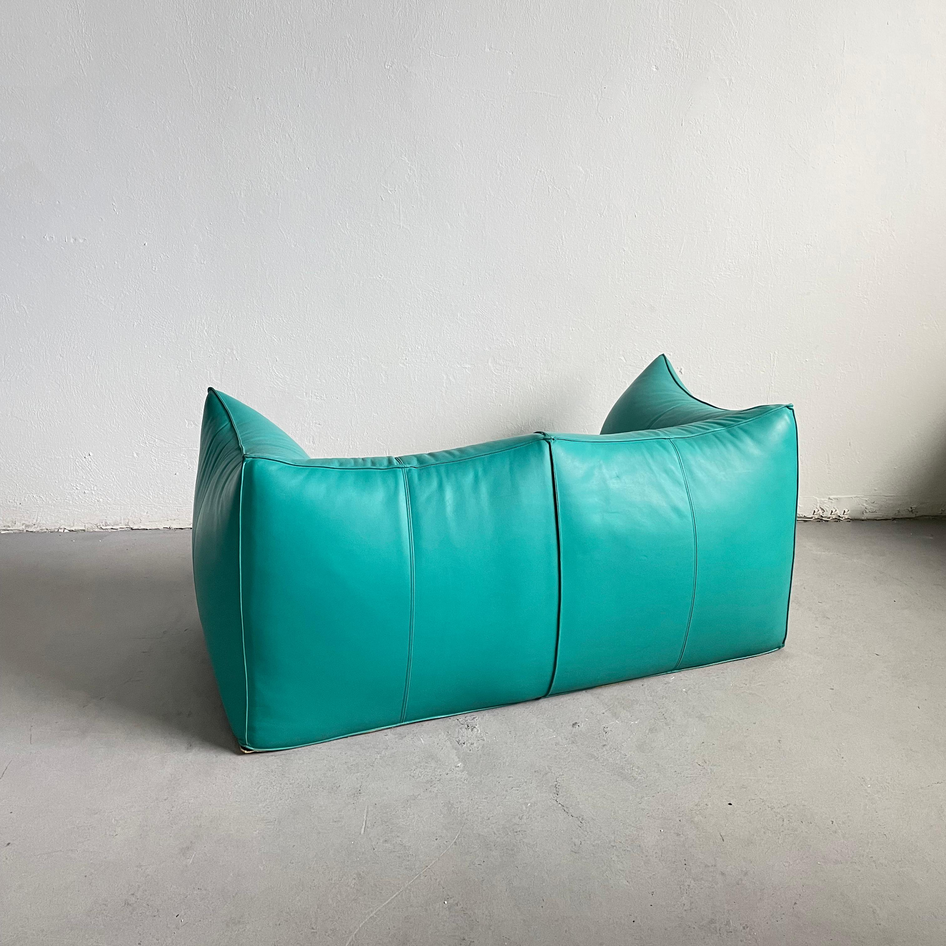 Le Bambole 2-Seater Sofa in Turquoise Leather, Mario Bellini for B&B Italia 70s For Sale 4