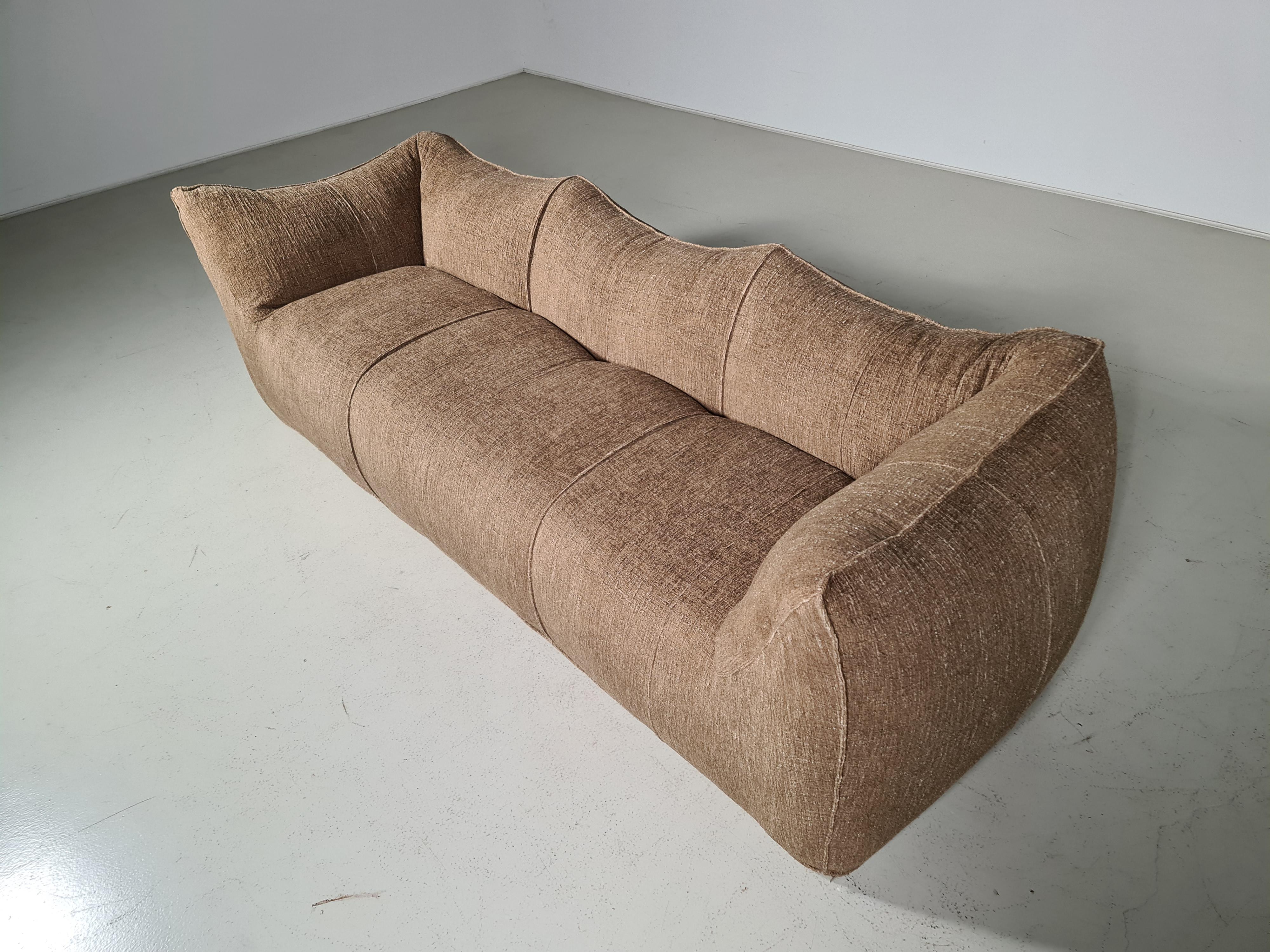 Le Bambole 3-Seater Sofa by Mario Bellini for B&B Italia, 1970s In Excellent Condition In amstelveen, NL