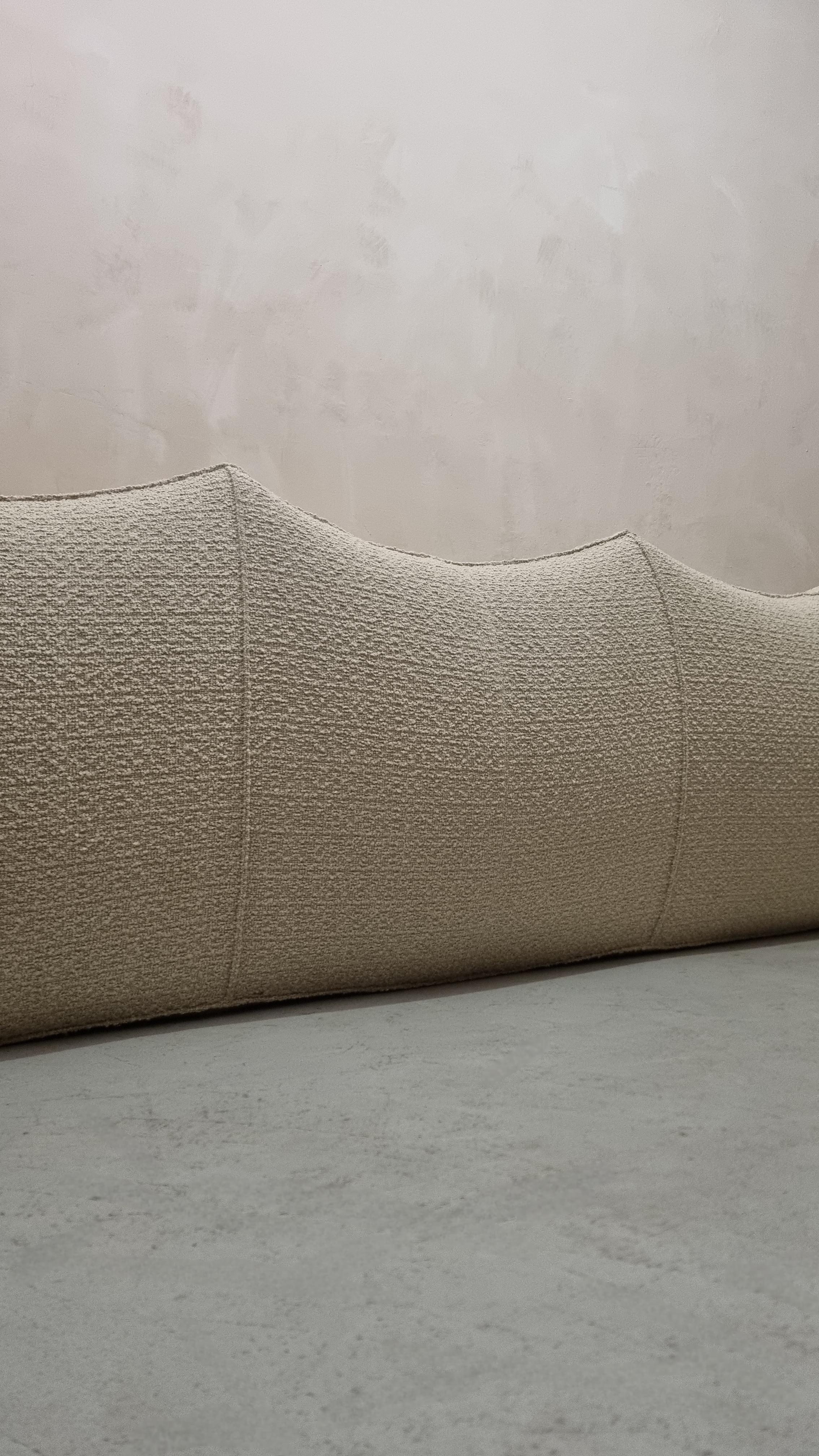 Le Bambole 3 seater sofa designed by Mario Bellini for C&b Italia 1972 For Sale 5